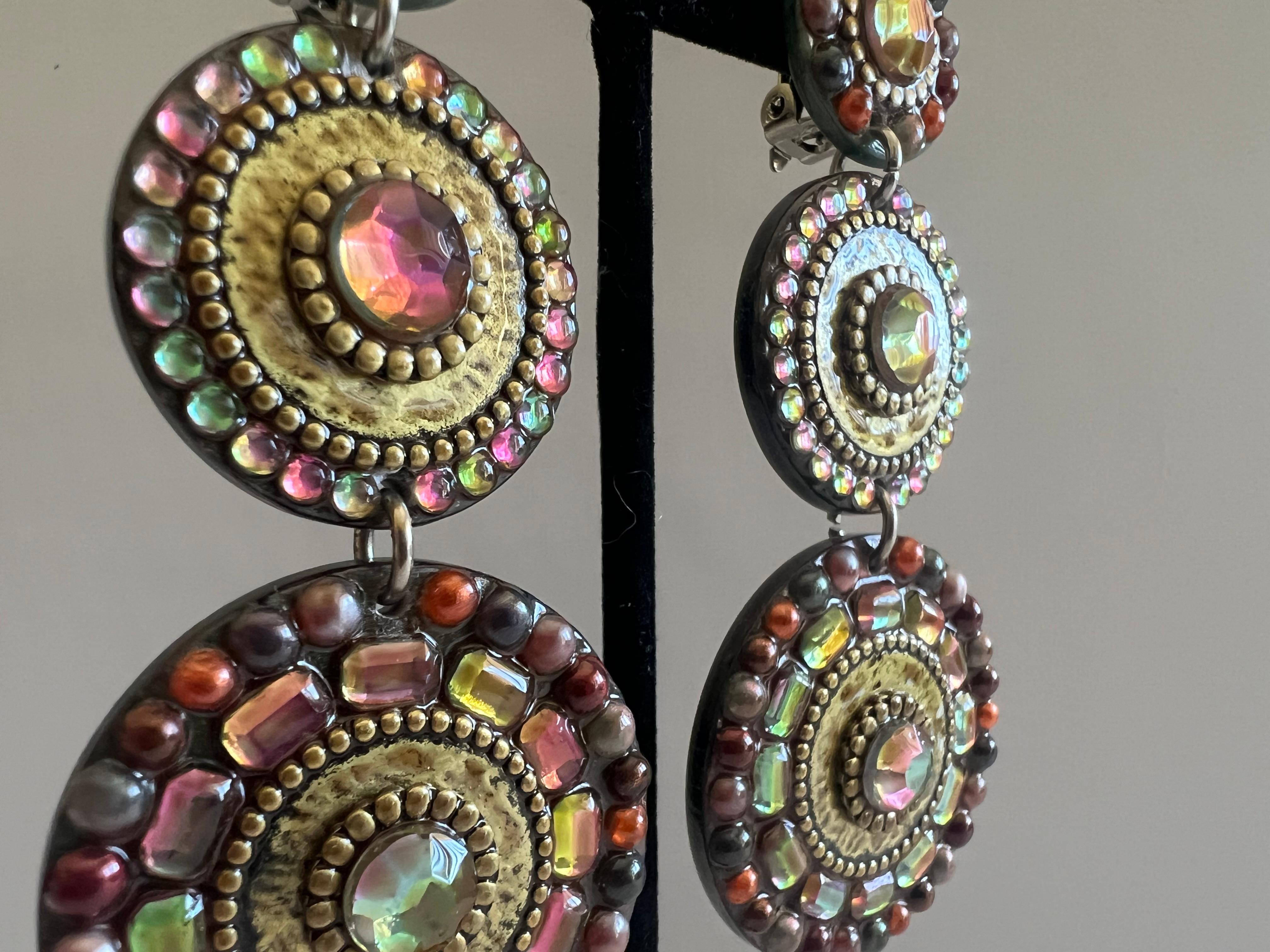 Vintage French Iridescent Jeweled Drop Earrings In Excellent Condition For Sale In Palm Springs, CA