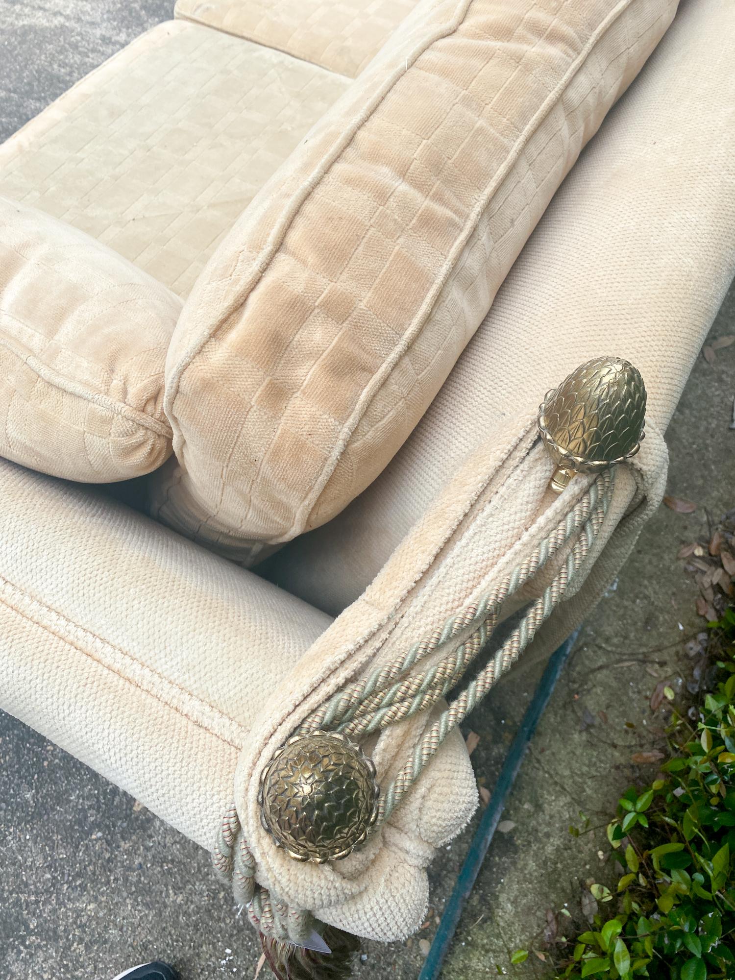 Vintage French Ivory Velvet Canapé Sofa with Adjustable Arms and Brass Finials 6