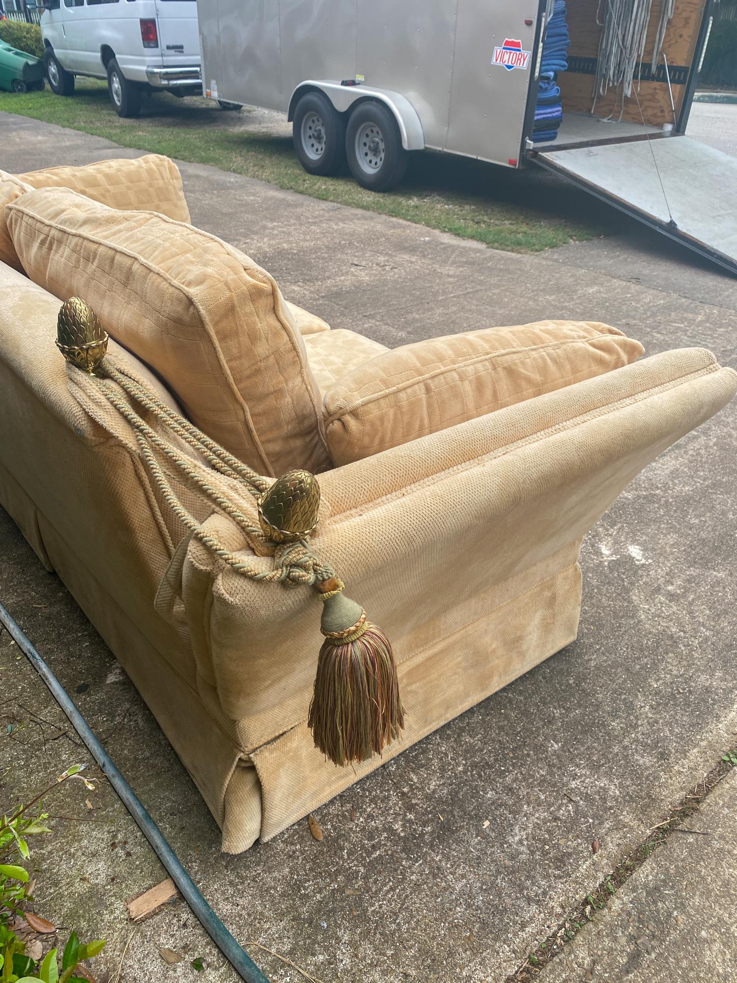 Vintage French Ivory Velvet Canapé Sofa with Adjustable Arms and Brass Finials 1