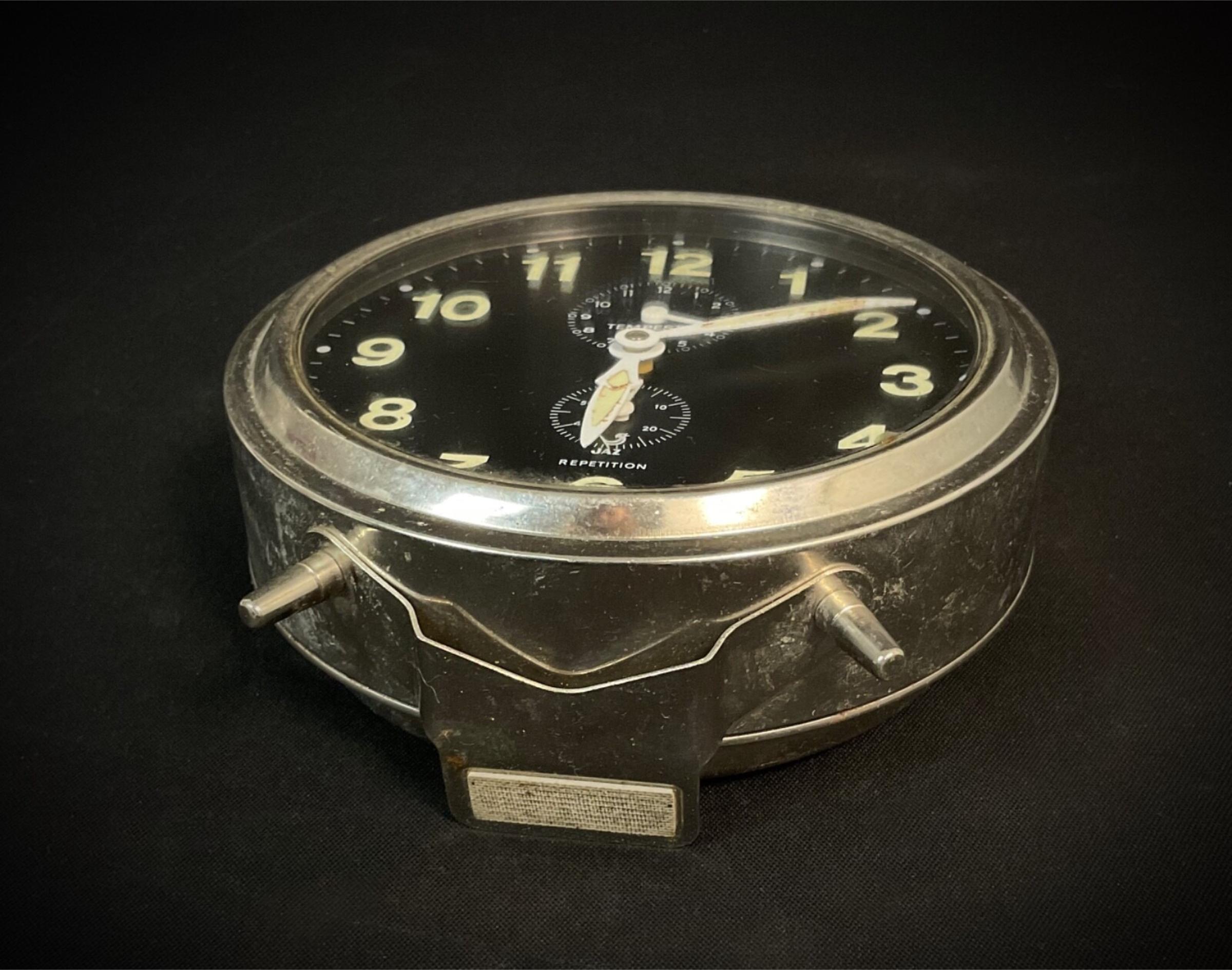 Vintage French JAZ Mechanischer Wecker, Metall, Repetitionsfunktion - 2Y613 im Angebot 4