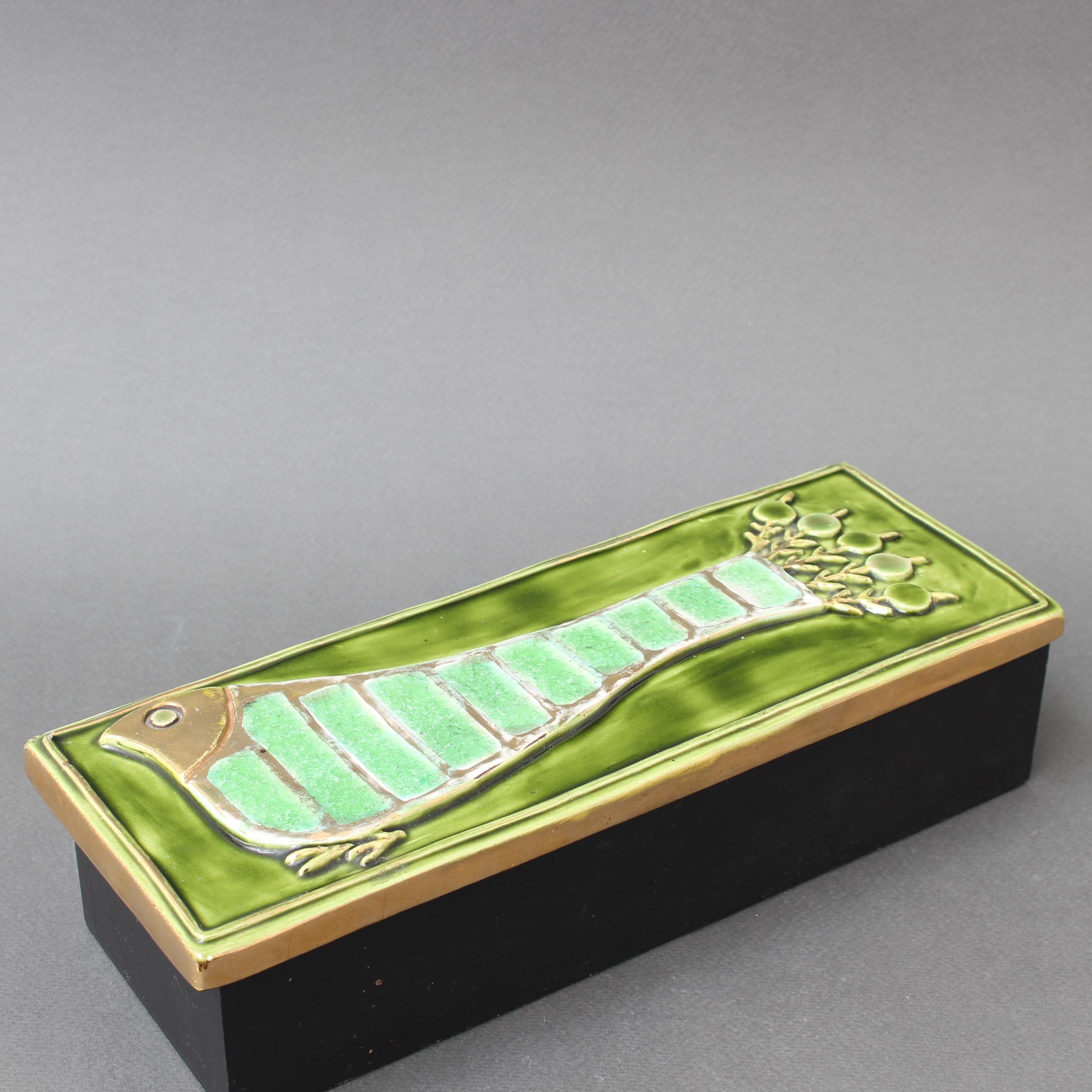 Vintage French Jewellery Box with Decorative Ceramic Lid by Mithé Espelt  In Good Condition For Sale In London, GB