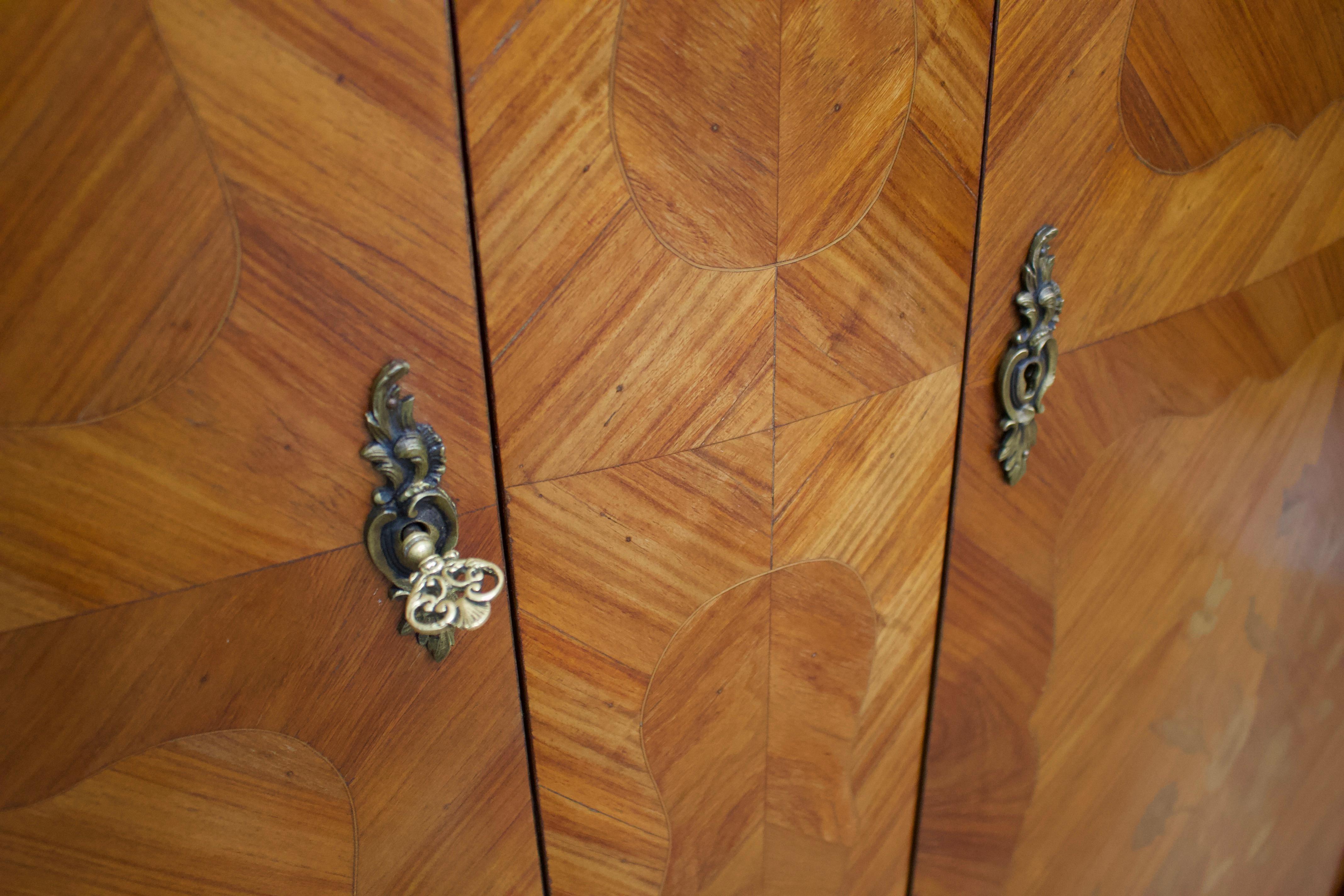 20th Century Vintage French Kingwood & Satinwood Marquetry Wardrobe / Linen Cupboard, 1910s