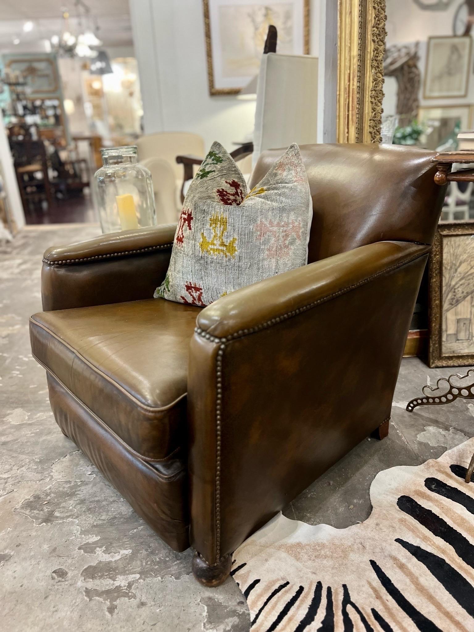Vintage French Leather Chair with Nailhead Detail In Good Condition For Sale In Houston, TX