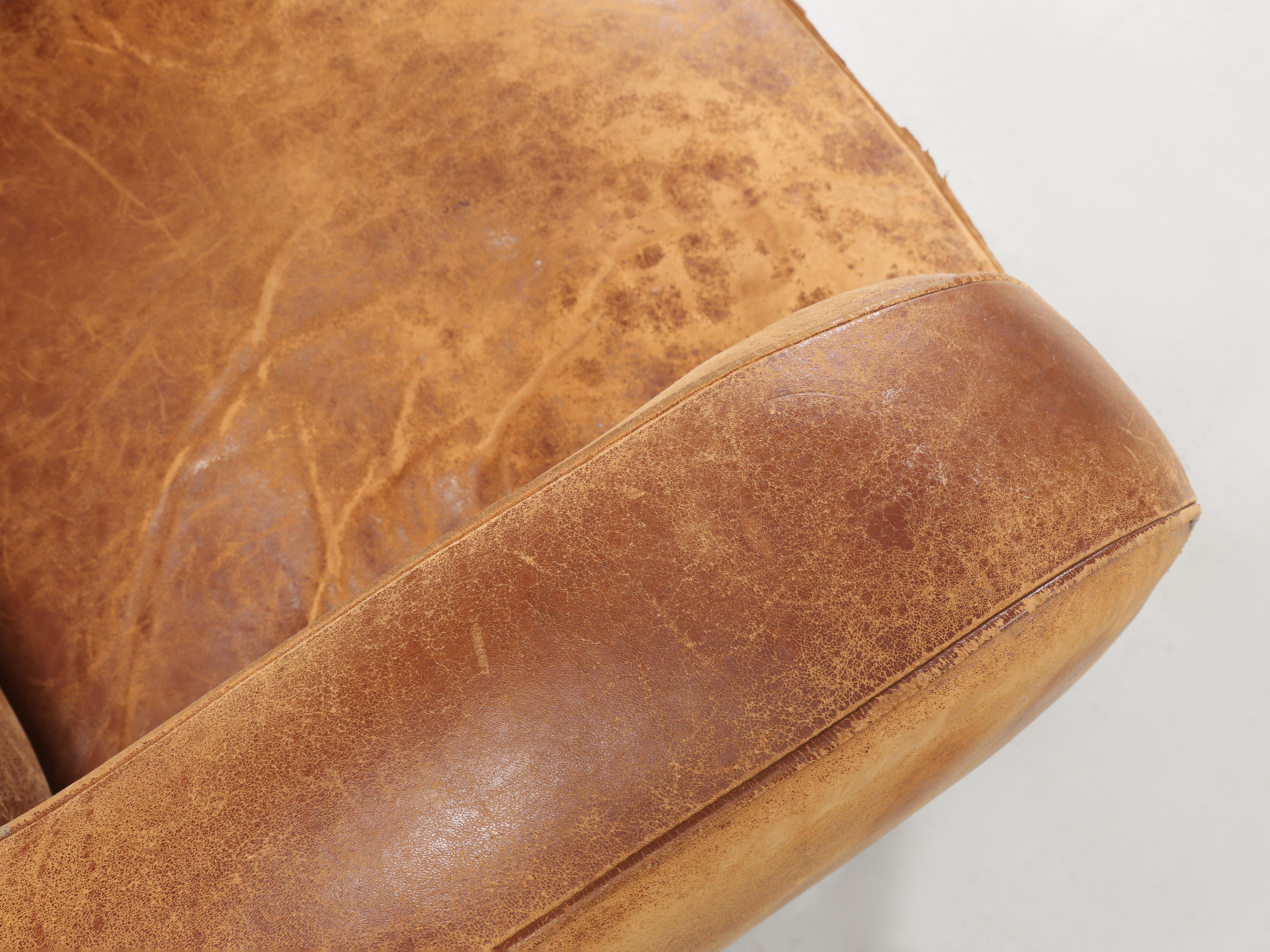Sedie da club in pelle francese d'epoca, metà del secolo scorso, anni '40 Tutte originali Lea. in vendita 4