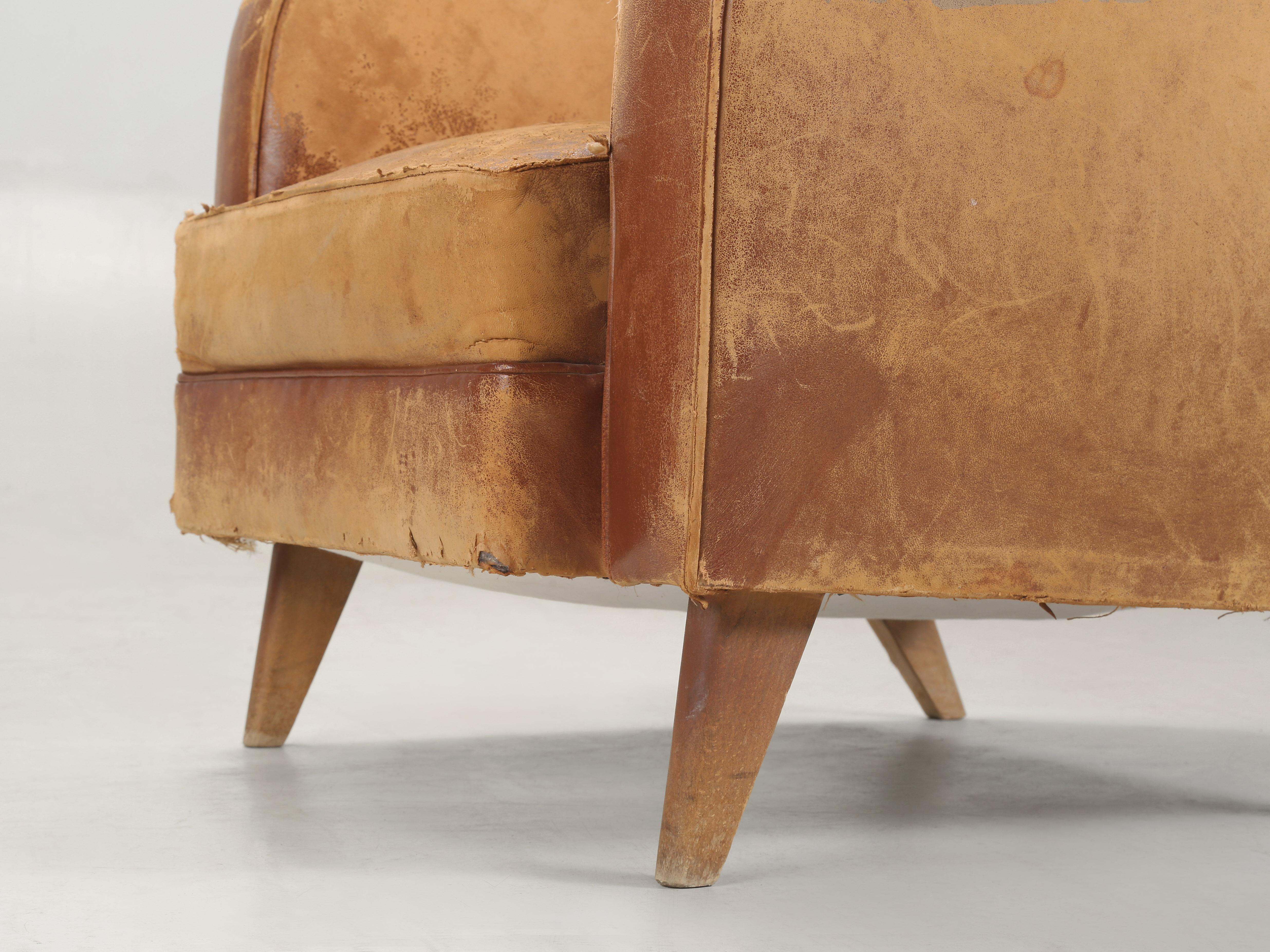 Sedie da club in pelle francese d'epoca, metà del secolo scorso, anni '40 Tutte originali Lea. in vendita 8