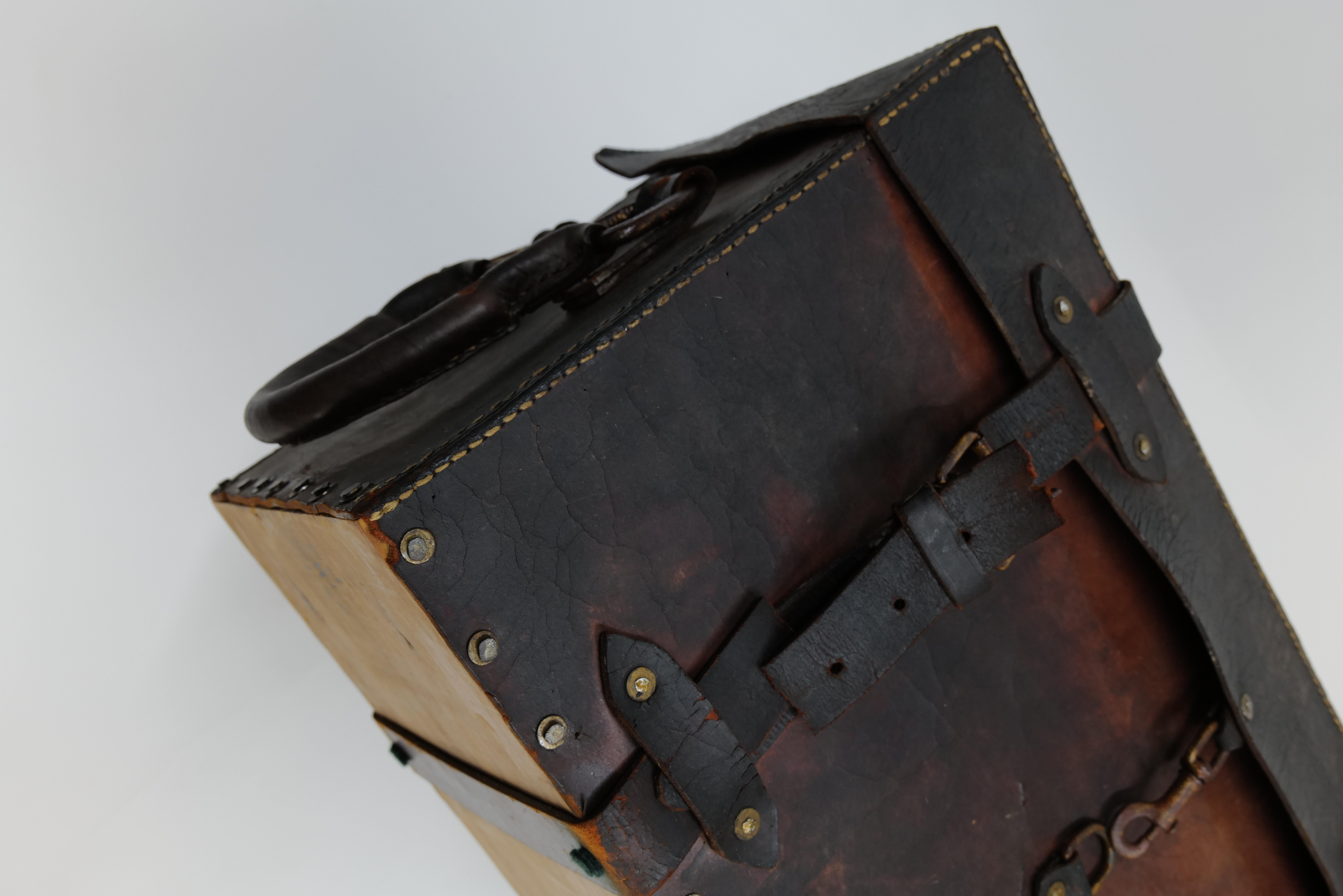 Vintage French Leather Travel Trunk For Sale 11