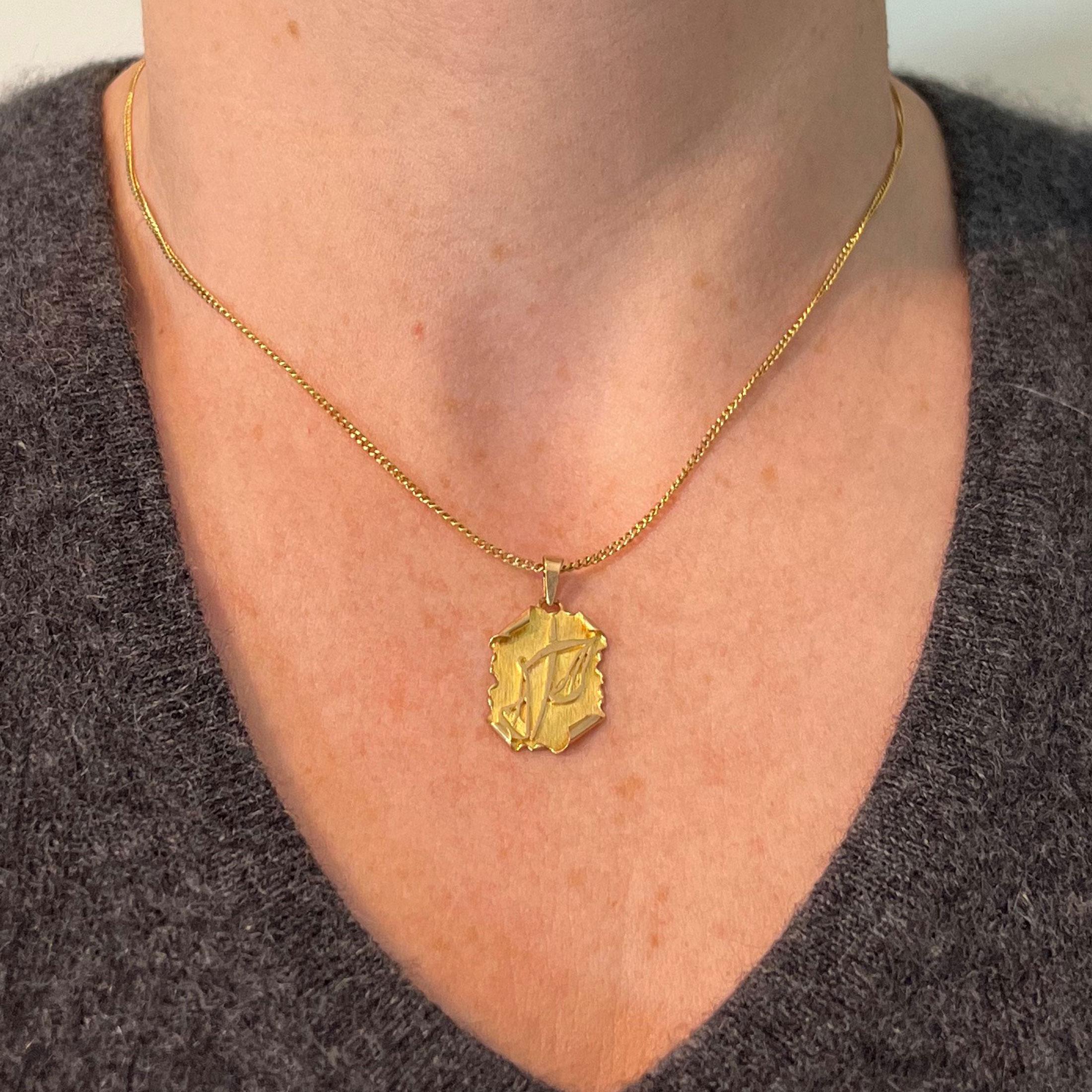 da uomo o donna Rotolo della Bilancia francese d'epoca  Ciondolo a forma di charme in oro giallo 18 carati Zodiac in vendita
