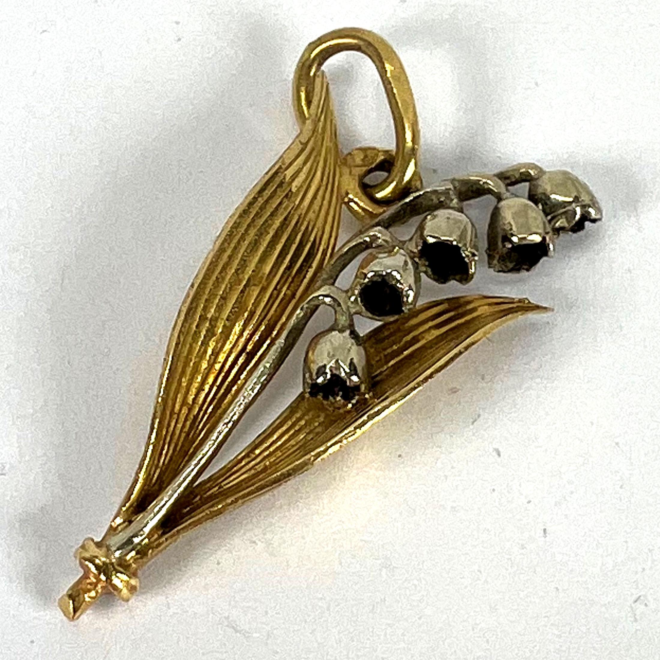 Pendentif à breloques en or blanc et jaune 18K avec fleur de muguet vintage français en vente 8