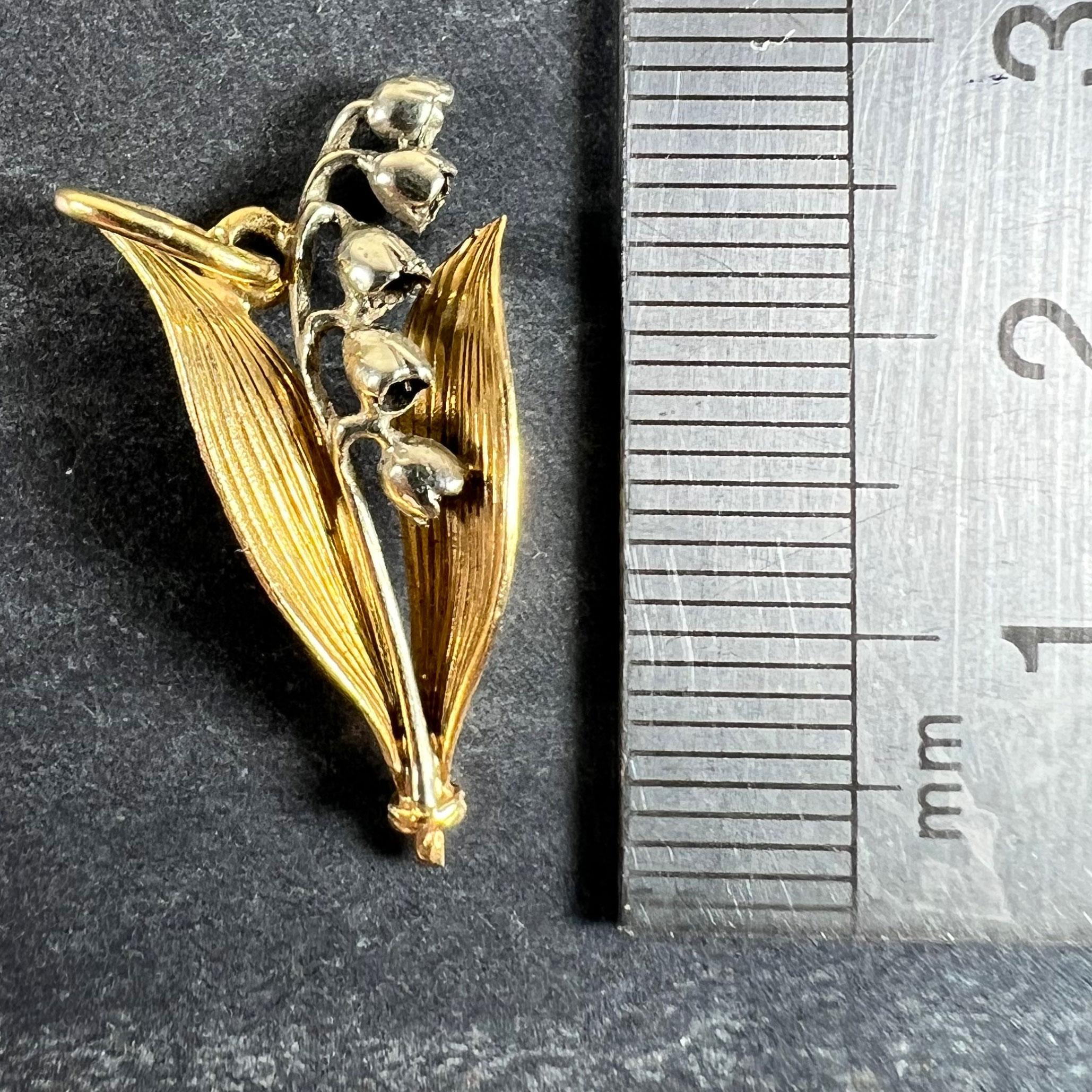 Pendentif à breloques en or blanc et jaune 18K avec fleur de muguet vintage français en vente 5