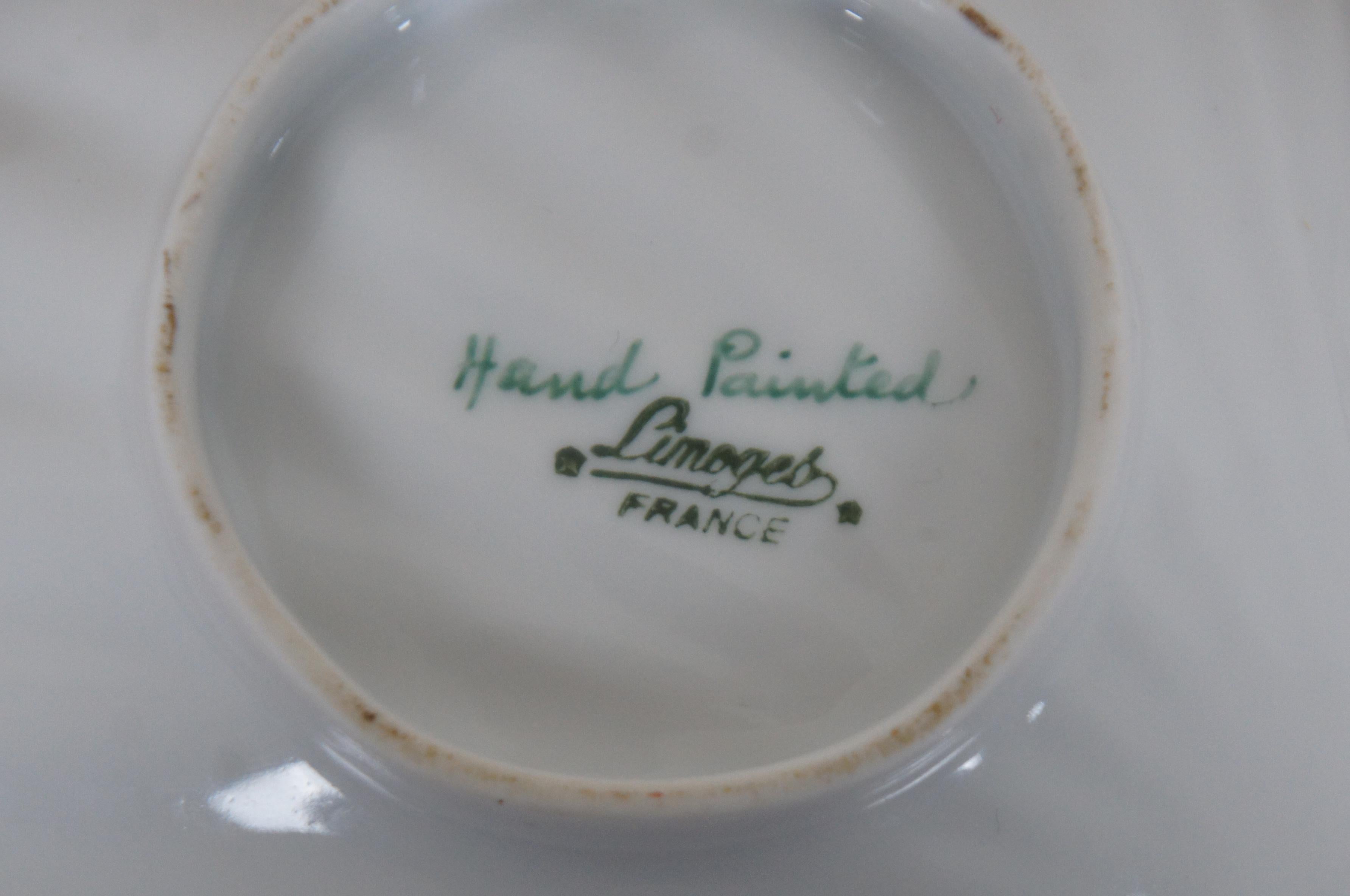 20th Century Vintage French Limoges Fleur De Lis Sea Clam Shell Trinket Dish Tray France