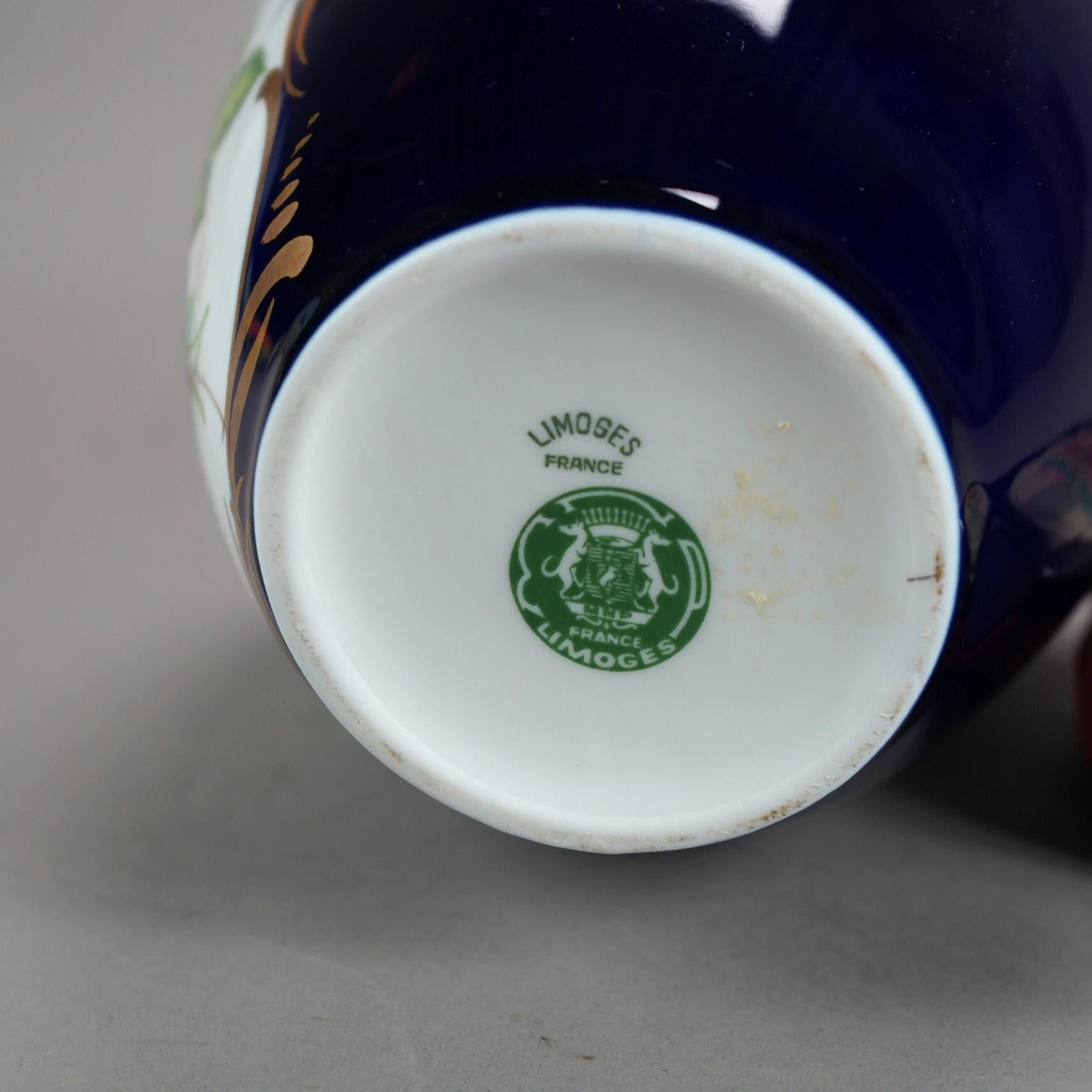 Vaso francese d'epoca in porcellana Limoges dipinta a mano e dorata, riserva floreale, XX sec. in vendita 2