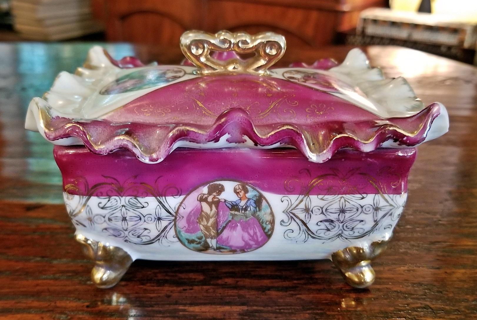 Vintage French Limoges Style Porcelain Box with Lid 2