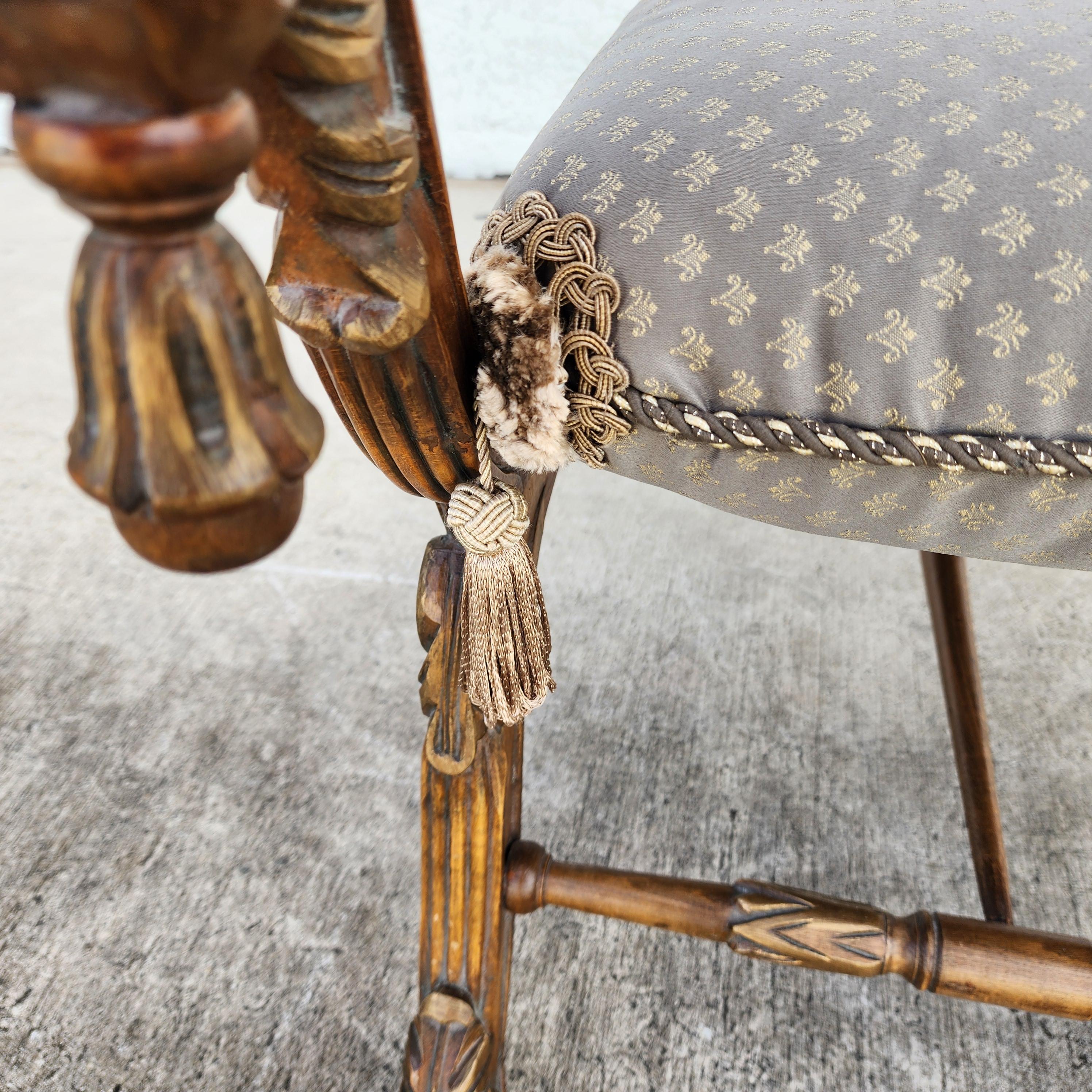 Panchina francese d'epoca Luigi XV in vendita 4