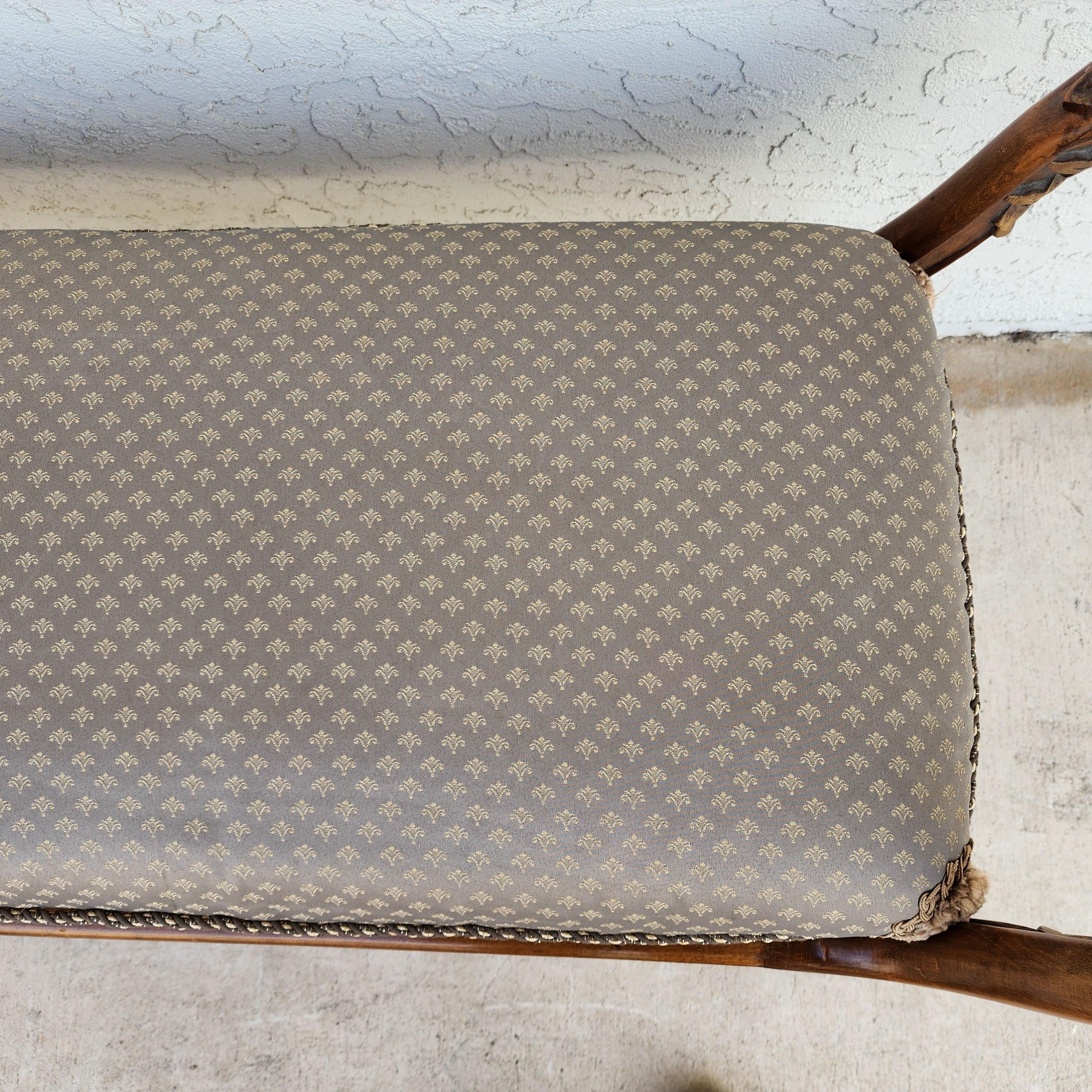 Panchina francese d'epoca Luigi XV in vendita 10