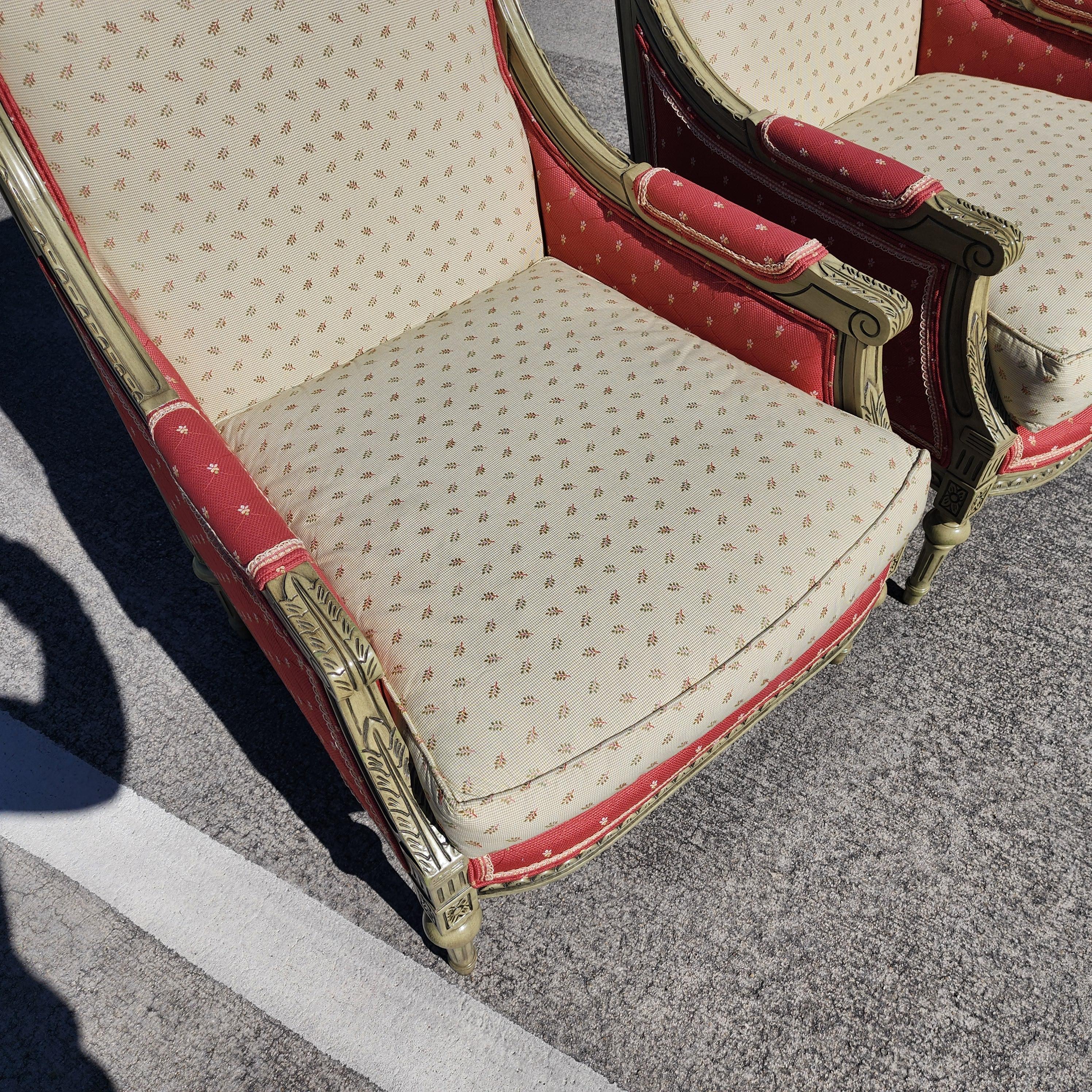 Vintage French Louis XV Bergere Armchairs Pair For Sale 6