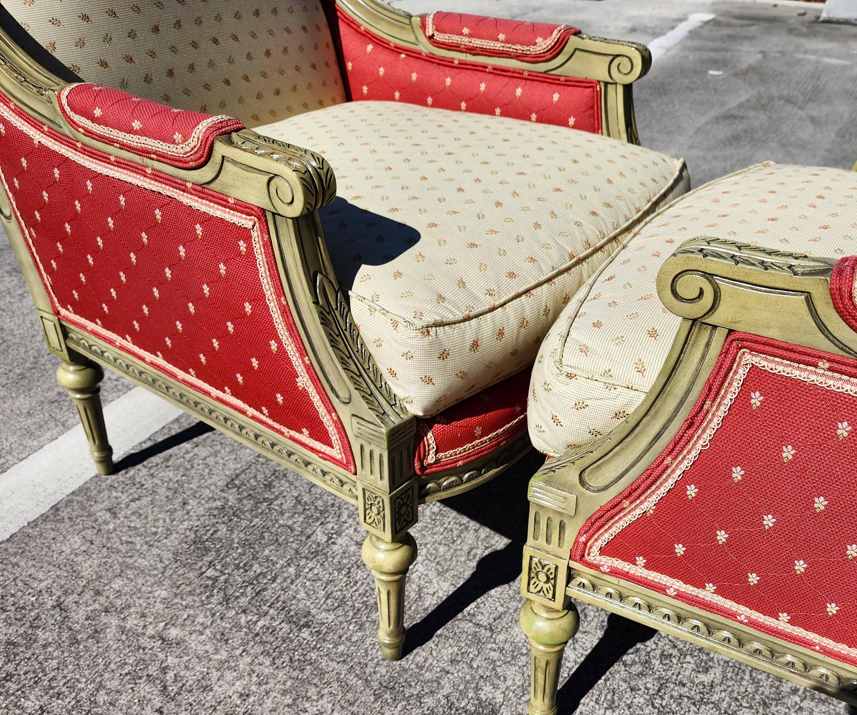 Vintage French Louis XV Bergere Armchairs Pair For Sale 2