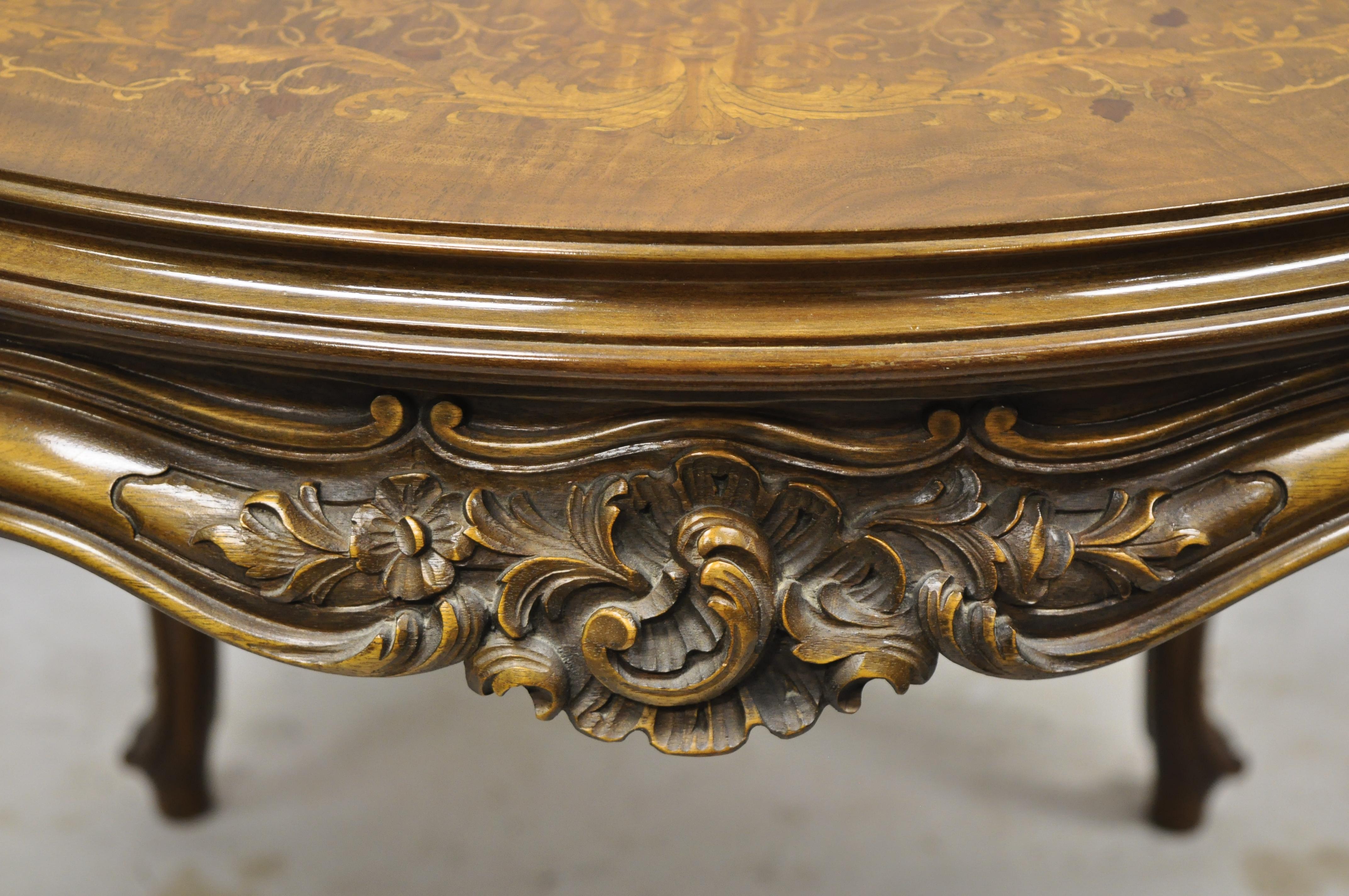 Vintage French Louis XV Floral Satinwood Inlay Round Walnut Coffee Table In Good Condition In Philadelphia, PA