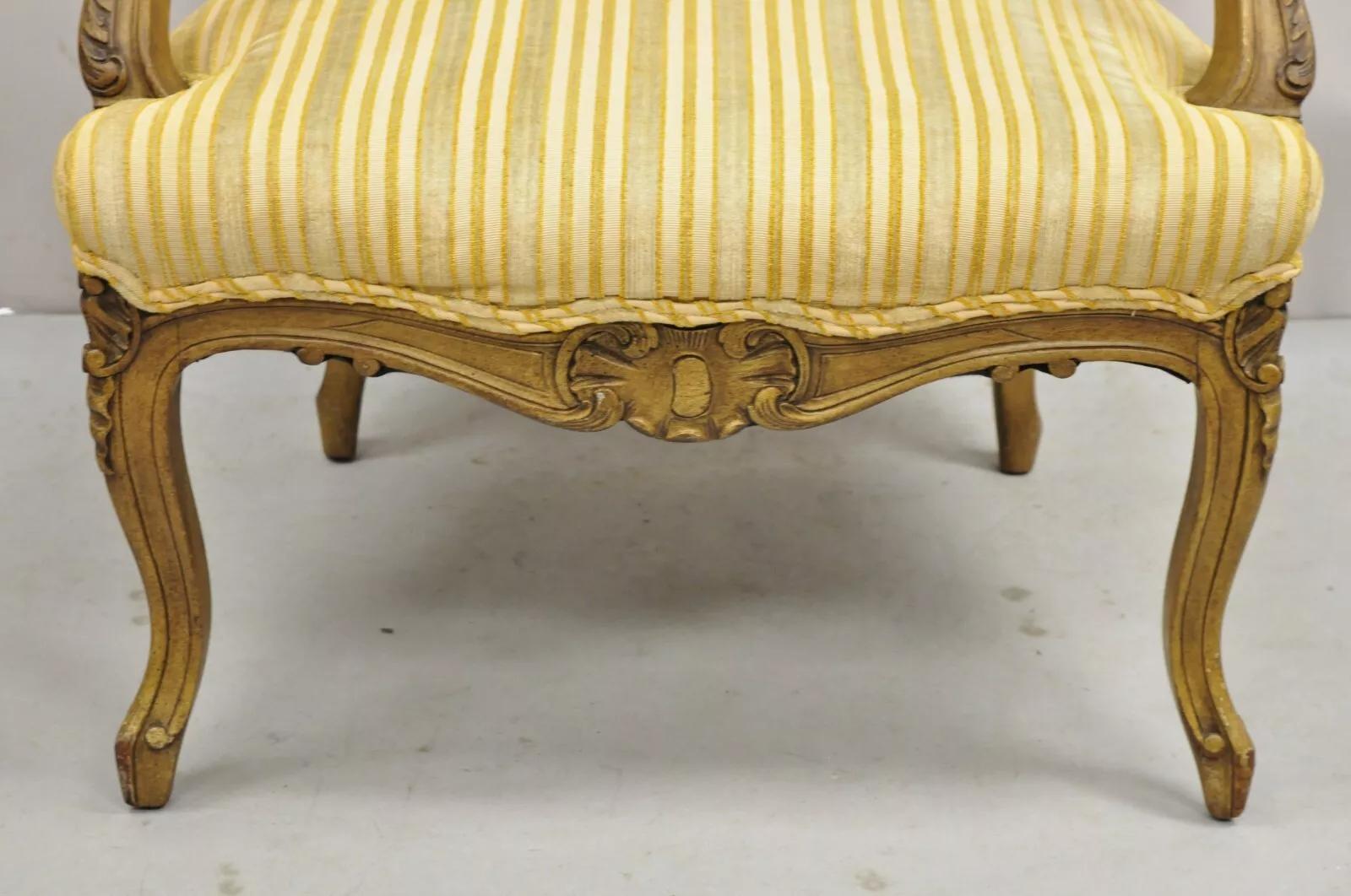 20th Century Vintage French Louis XV Style Carved Walnut Fauteuil Parlor Lounge Arm Chair For Sale