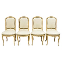 Sedia da pranzo francese d'epoca in stile Luigi XV, con trattamento di distress bianco - Set di 4 sedie