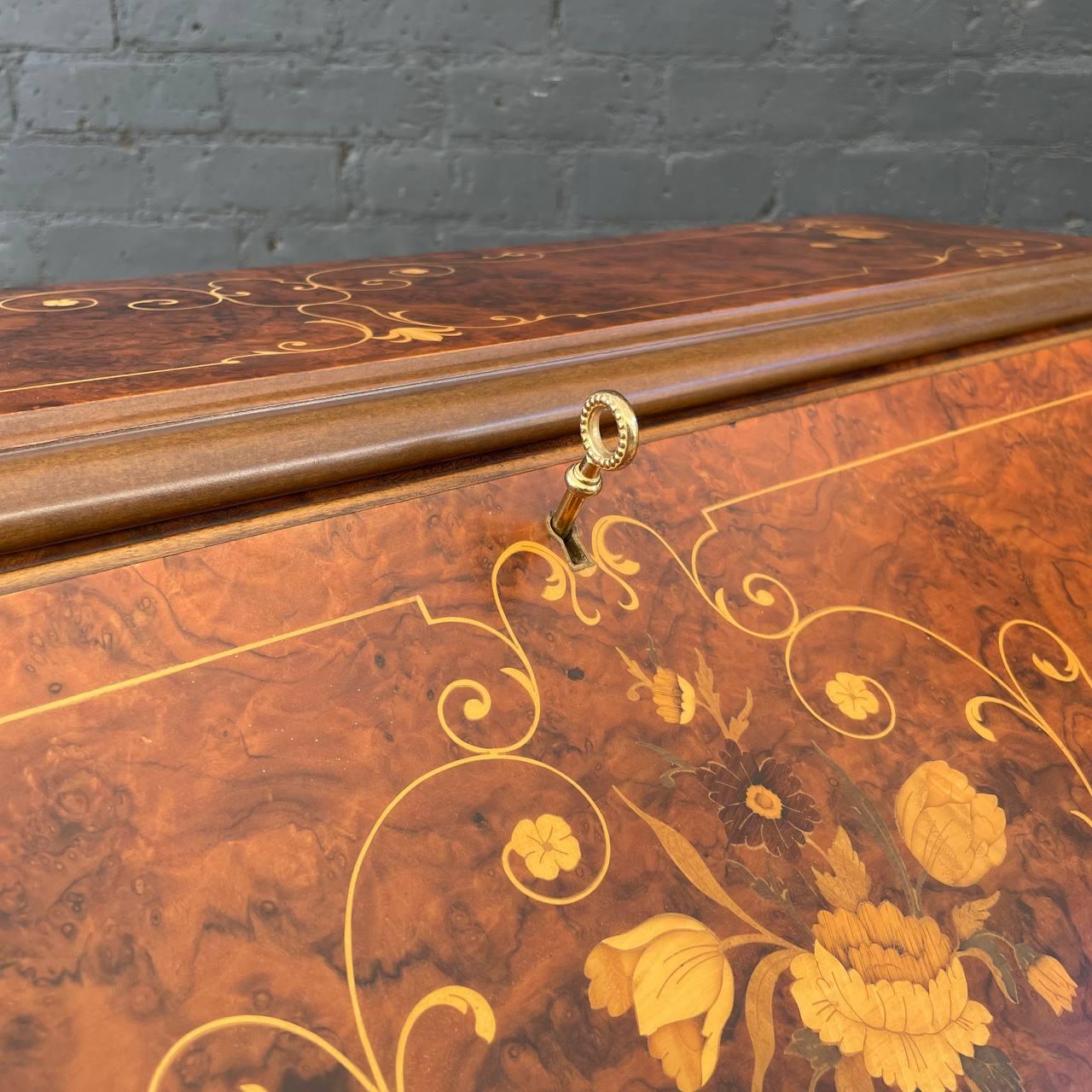 Vintage French Louis XV Style Drop-Leaf Desk 8