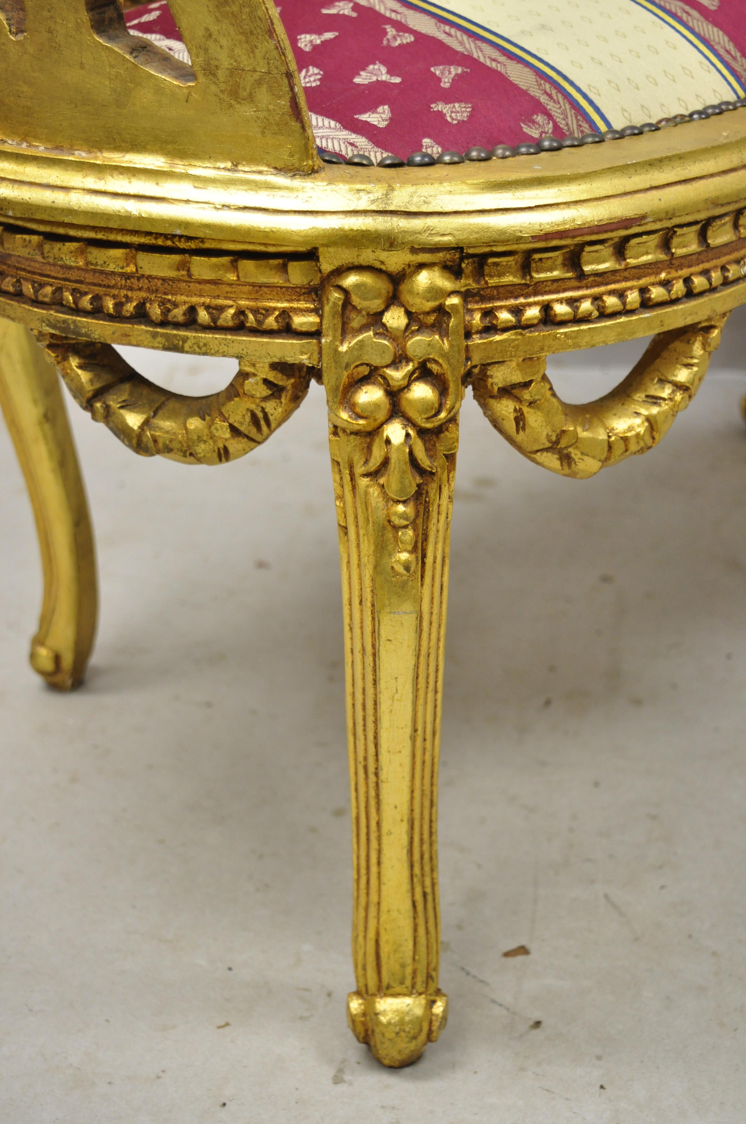 Vintage French Louis XV Style Gold Giltwood Kidney Shape Carved Vanity Bench 6