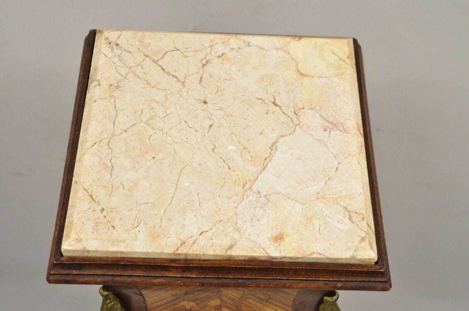 Vintage French Louis XV Style Marble Top Bombe Pedestal Statue Stand In Good Condition In Philadelphia, PA