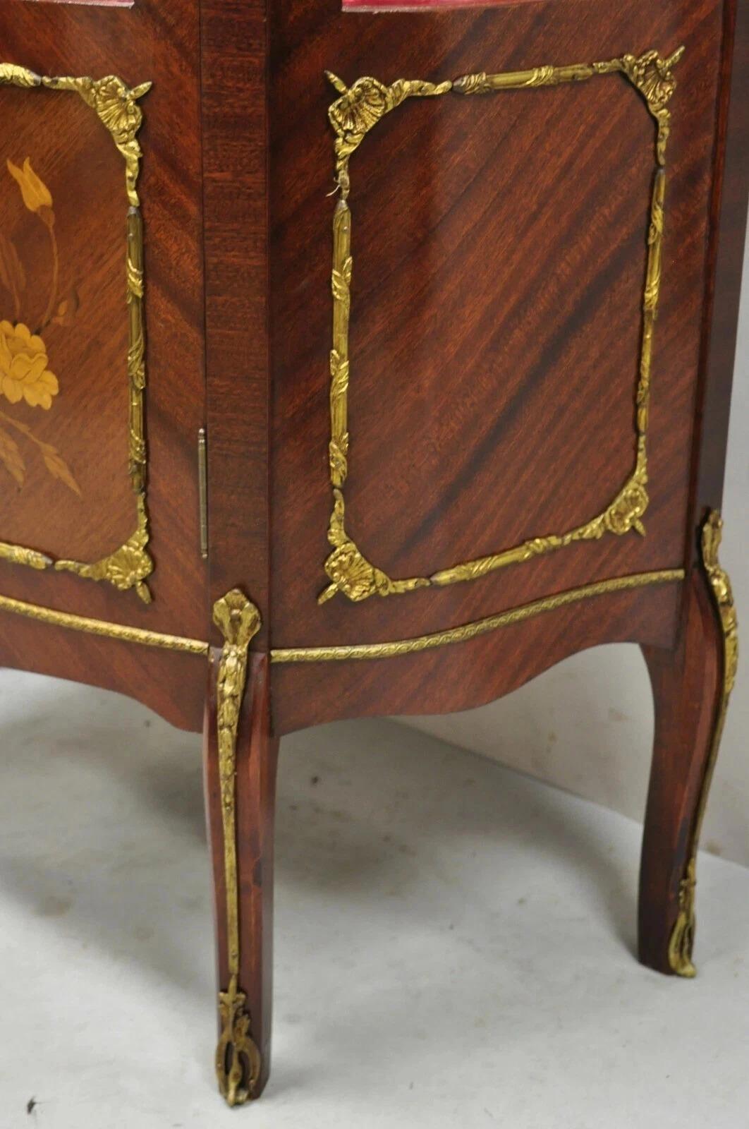 Vintage French Louis XV Style Small Bowed Glass Inlaid Curio Display Cabinet For Sale 5