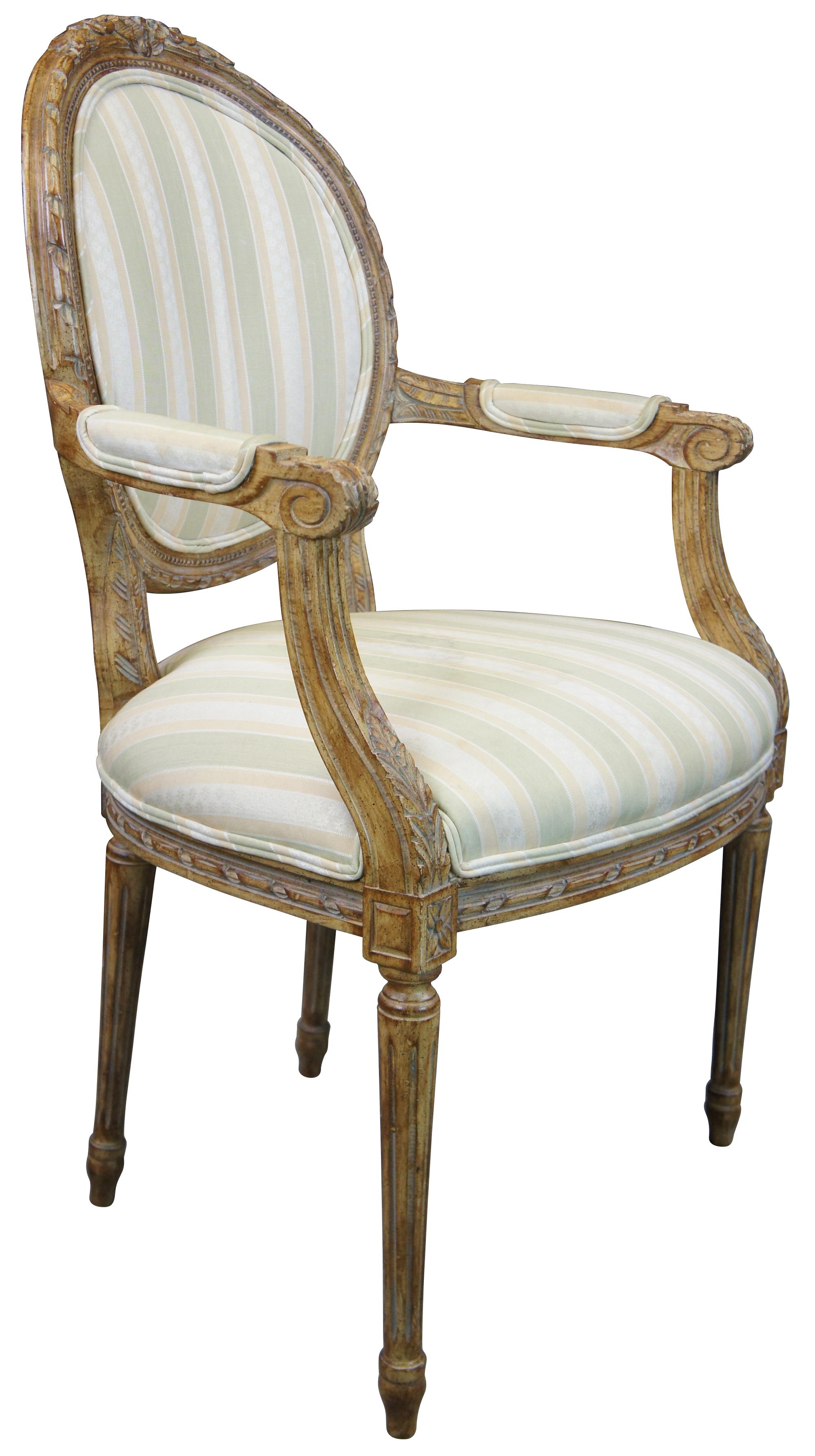Vintage French Louis XVI Arm Chair Fauteuil Balloon Back Acanthus Carved In Good Condition In Dayton, OH
