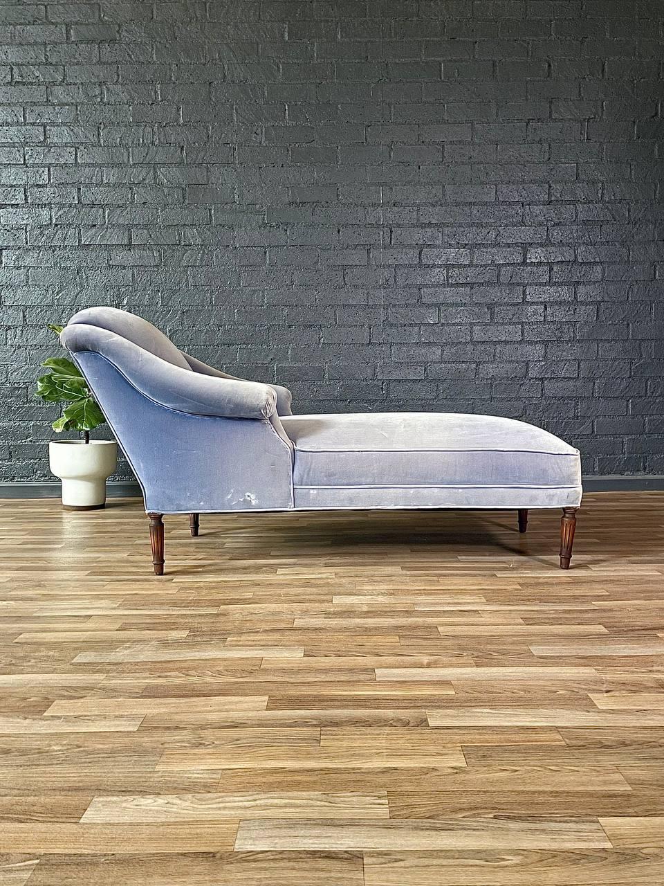 Vintage French Louis XVI Style Chaise Lounge w/ Fluted Legs 1