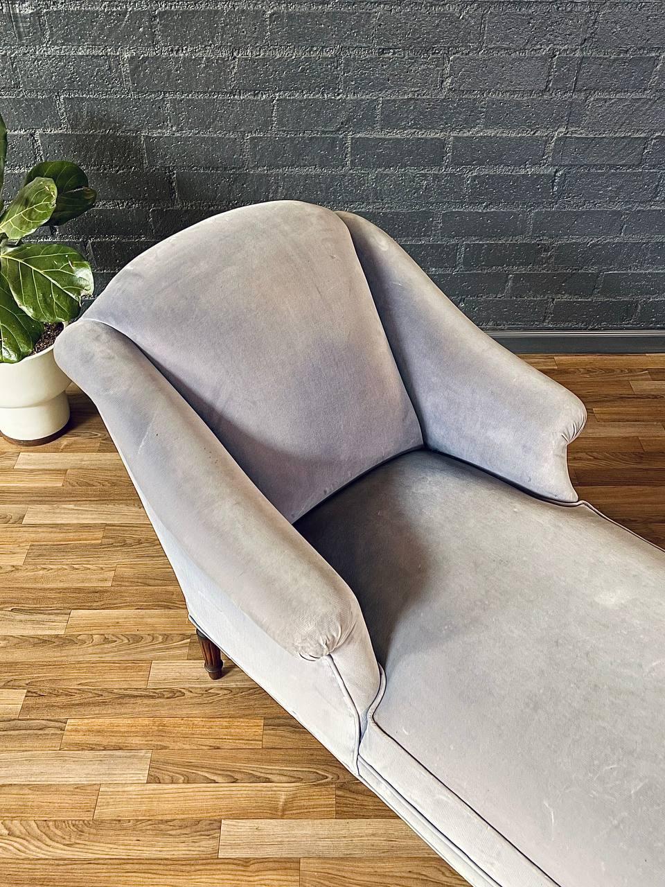 Vintage French Louis XVI Style Chaise Lounge w/ Fluted Legs 2