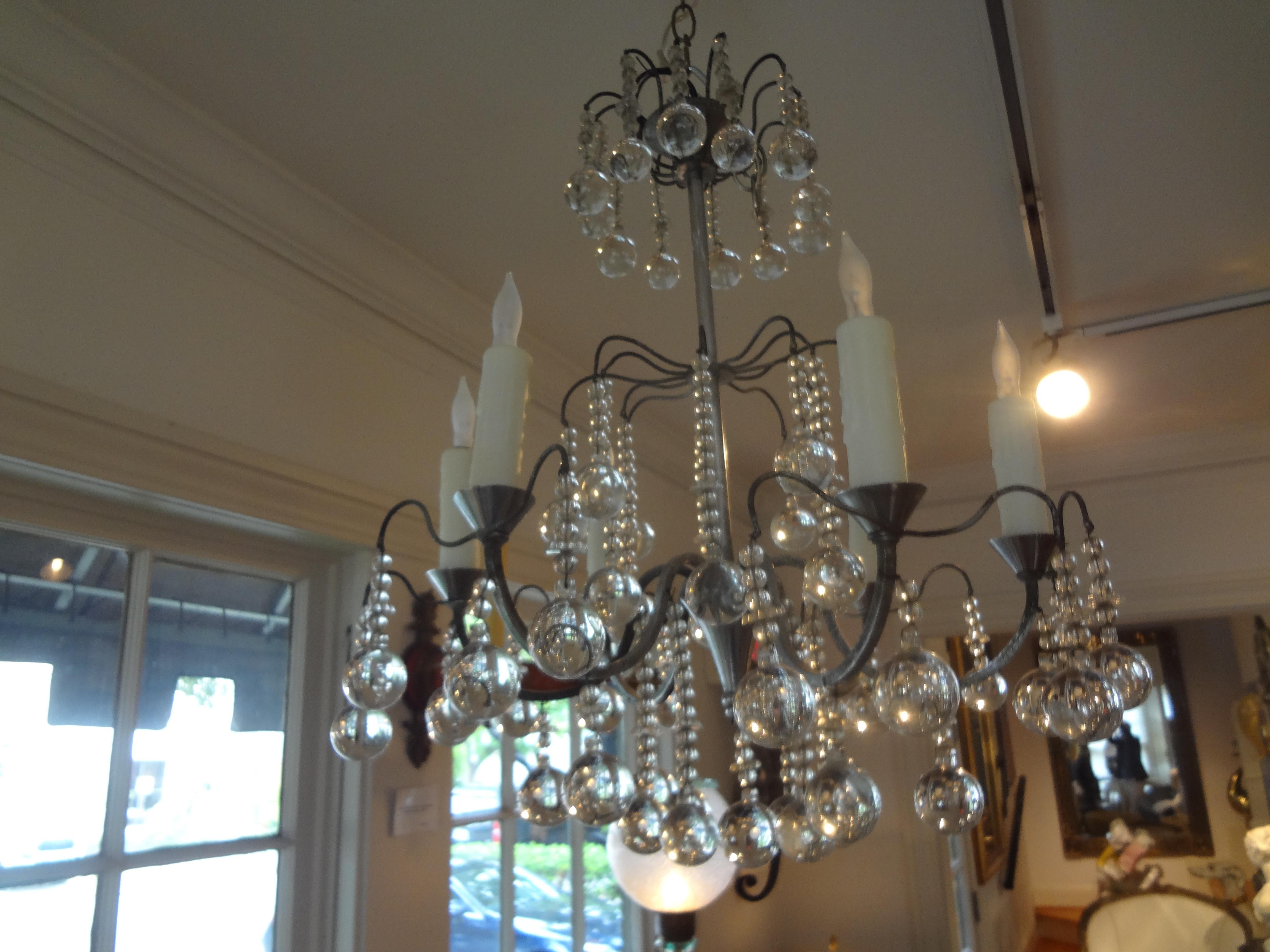 Vintage French Louis XVI Style Crystal Chandelier im Zustand „Gut“ in Houston, TX