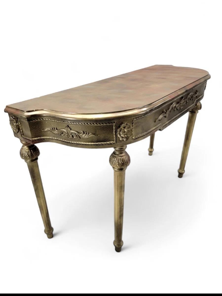Français Console demi-lune française de style Louis XVI dorée à l'or en vente
