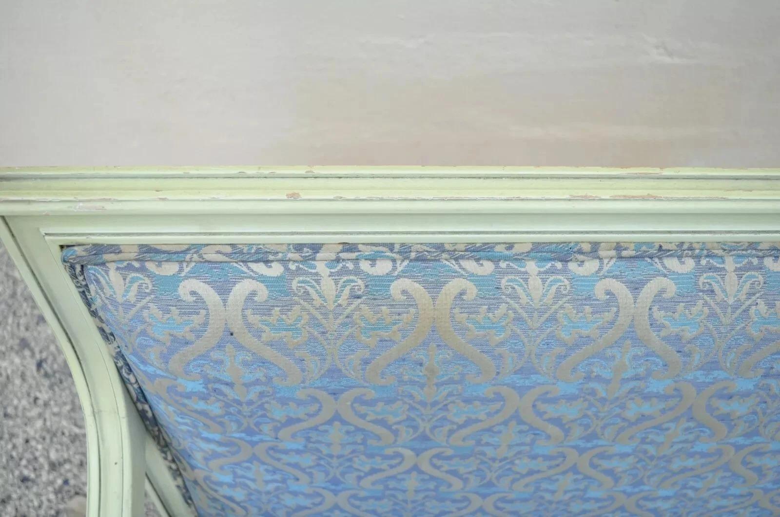 Canapé Vintage Français Style Louis XVI Hollywood Regency Vert Bleu Canapé Loveseat Sofa Bon état - En vente à Philadelphia, PA