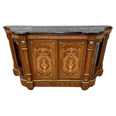 Crédence française de style Louis XVI incrustée de marbre serpentin sur le dessus