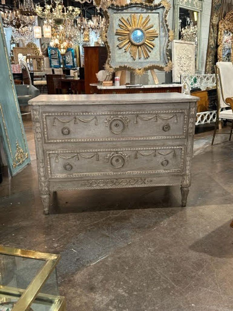 Vintage French Louis XVI Style Painted Commode For Sale 2