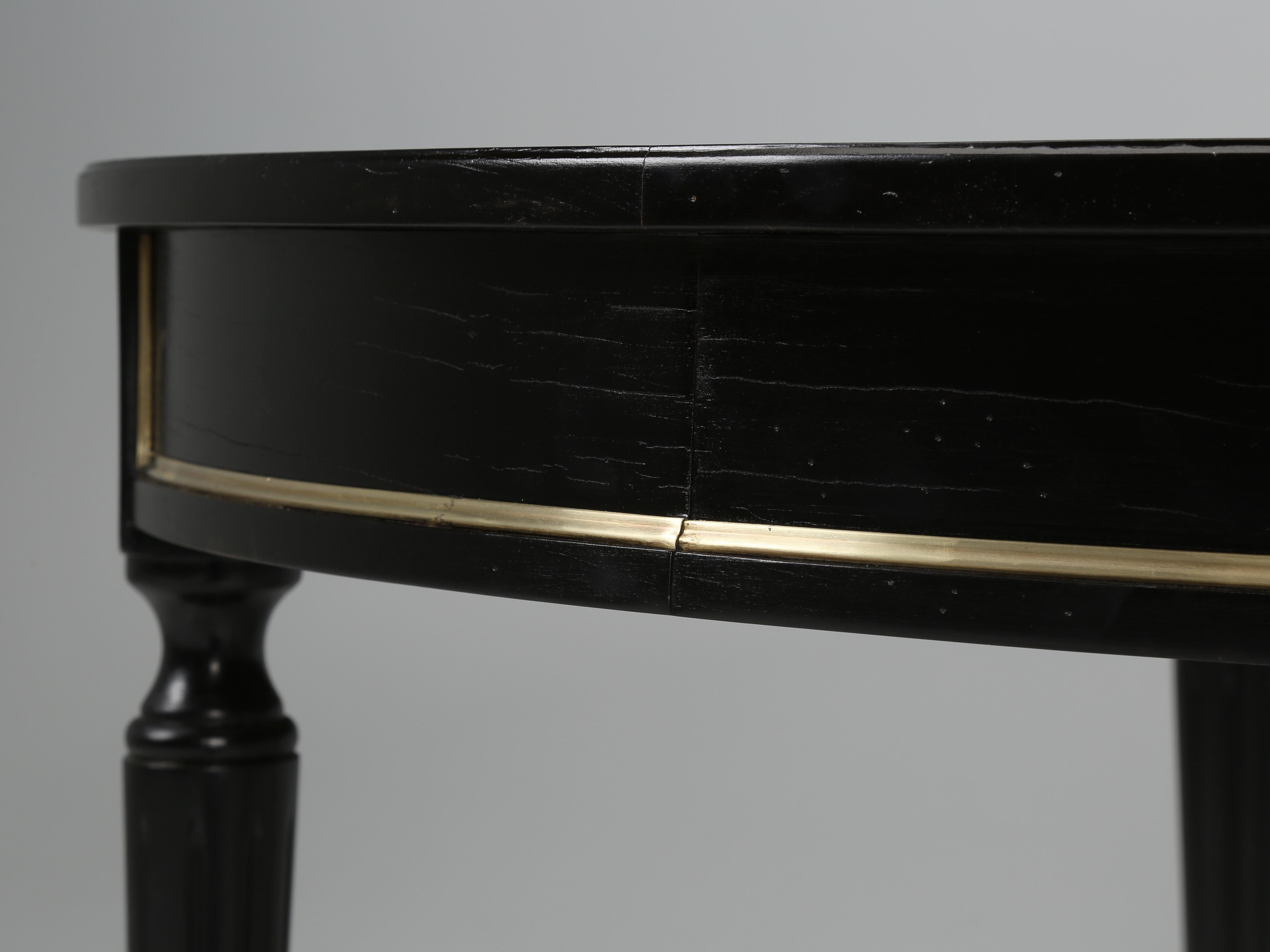Vintage French Louis XVI Style Round Dining Table with Recent Ebonized Finish 3