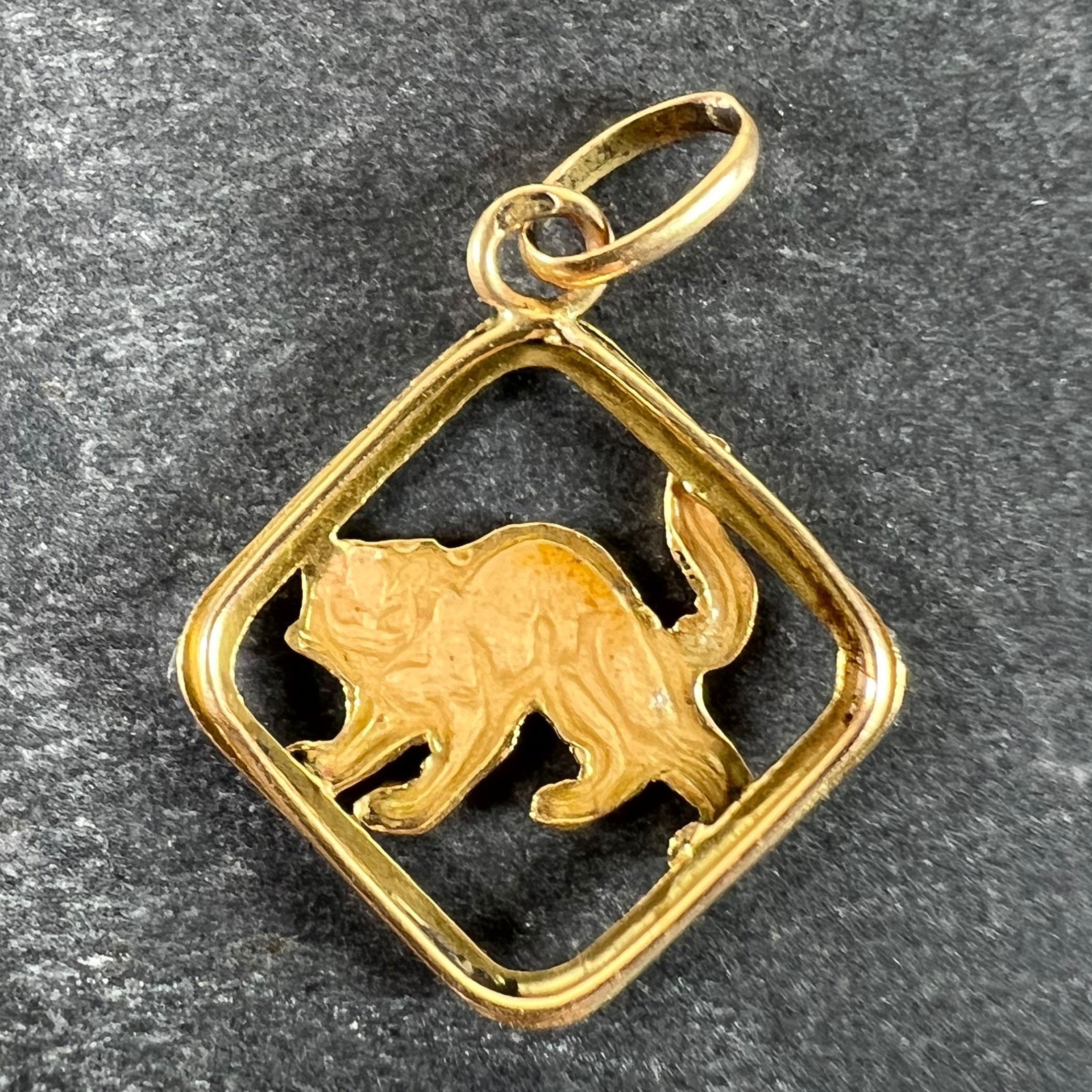 Colgante de oro amarillo de 18 quilates con amuleto de gato negro de la suerte francés vintage Art Decó en venta