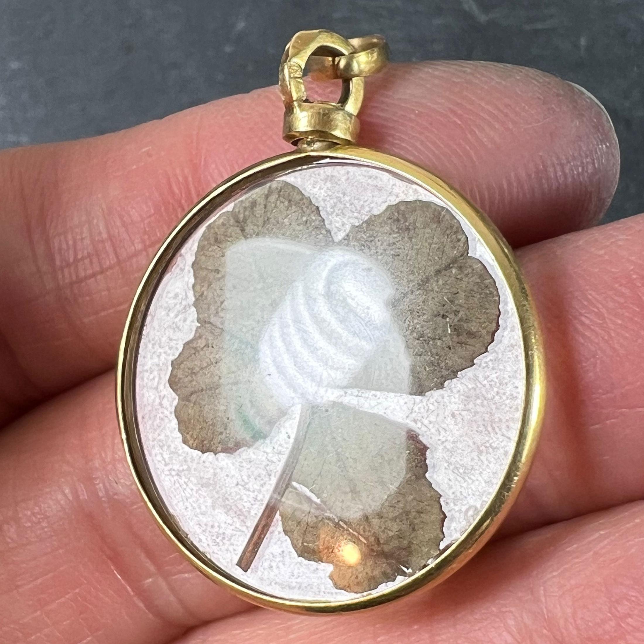Colgante de oro amarillo de 18 quilates Trébol de Cuatro Hojas de la Suerte Francés Vintage en venta 2