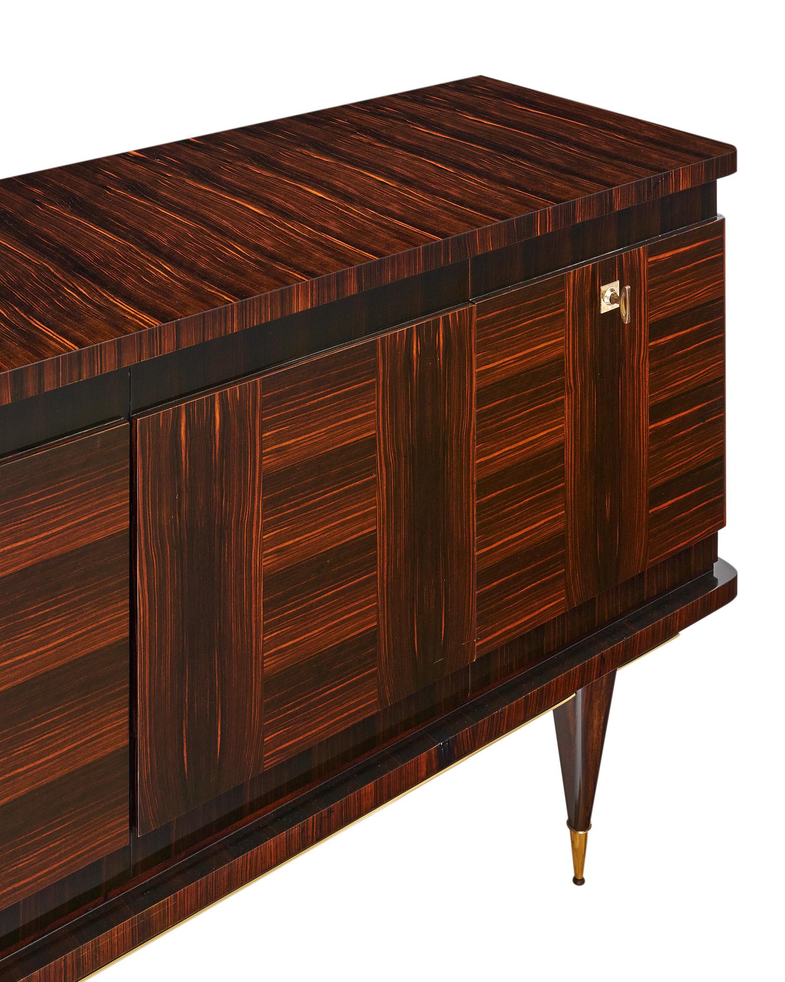 Moderne Grand buffet français de Macassar à la manière de Jules Leleu en vente
