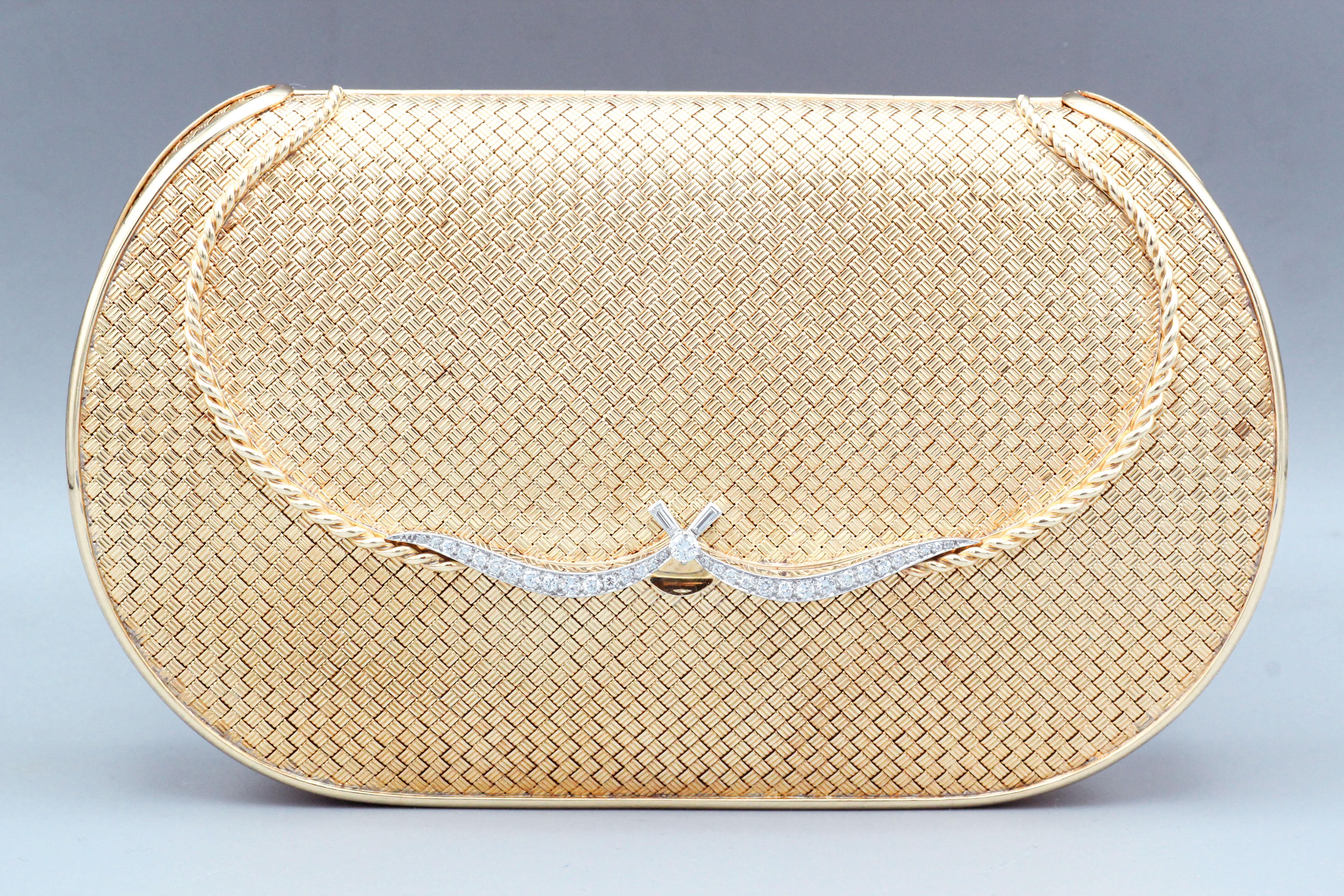 Brilliant Cut Vintage French-Made Diamond Platinum 18k Gold Basket Weave Clutch Purse For Sale