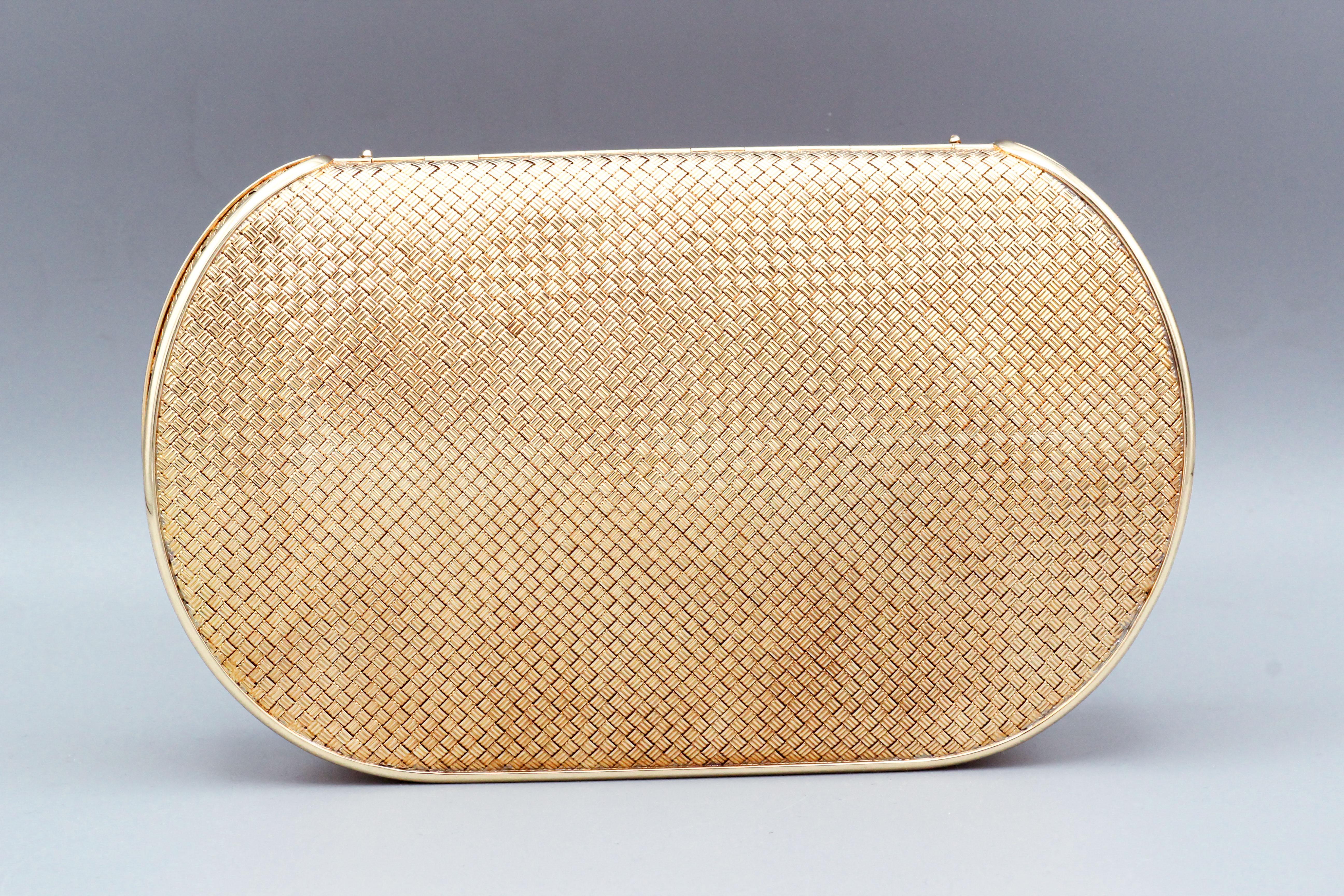 Women's Vintage French-Made Diamond Platinum 18k Gold Basket Weave Clutch Purse For Sale
