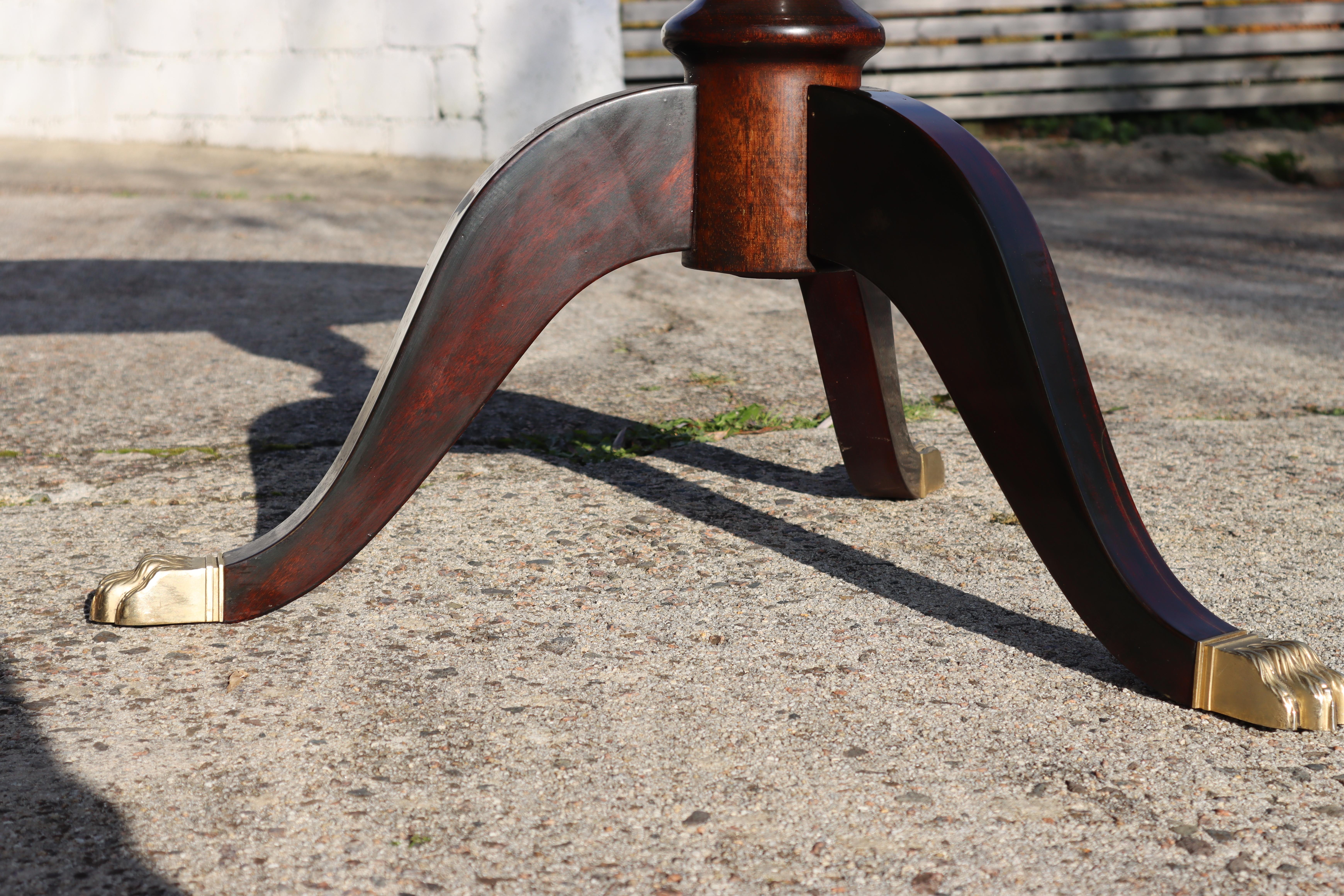 Vintage French Mahogany Table, Duncan Phyfe Style, Inlaid oval Dining Table 80s 3