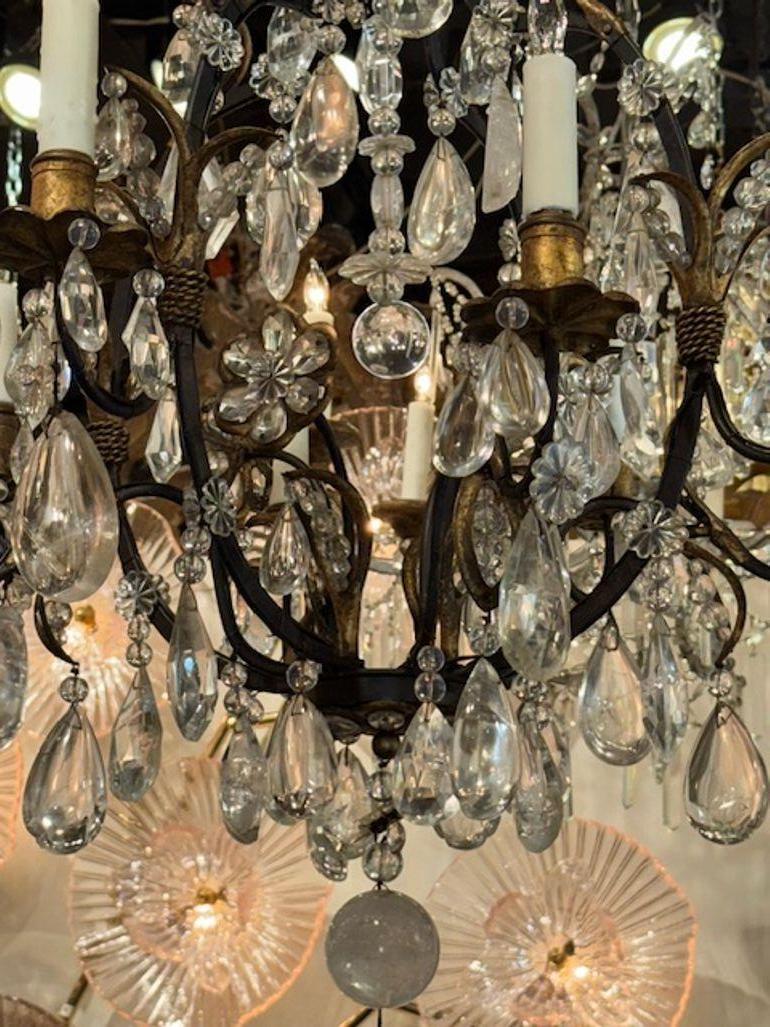 Französischer Maison Bagues-Kronleuchter aus Bronze und Bergkristall, Vintage im Angebot 1