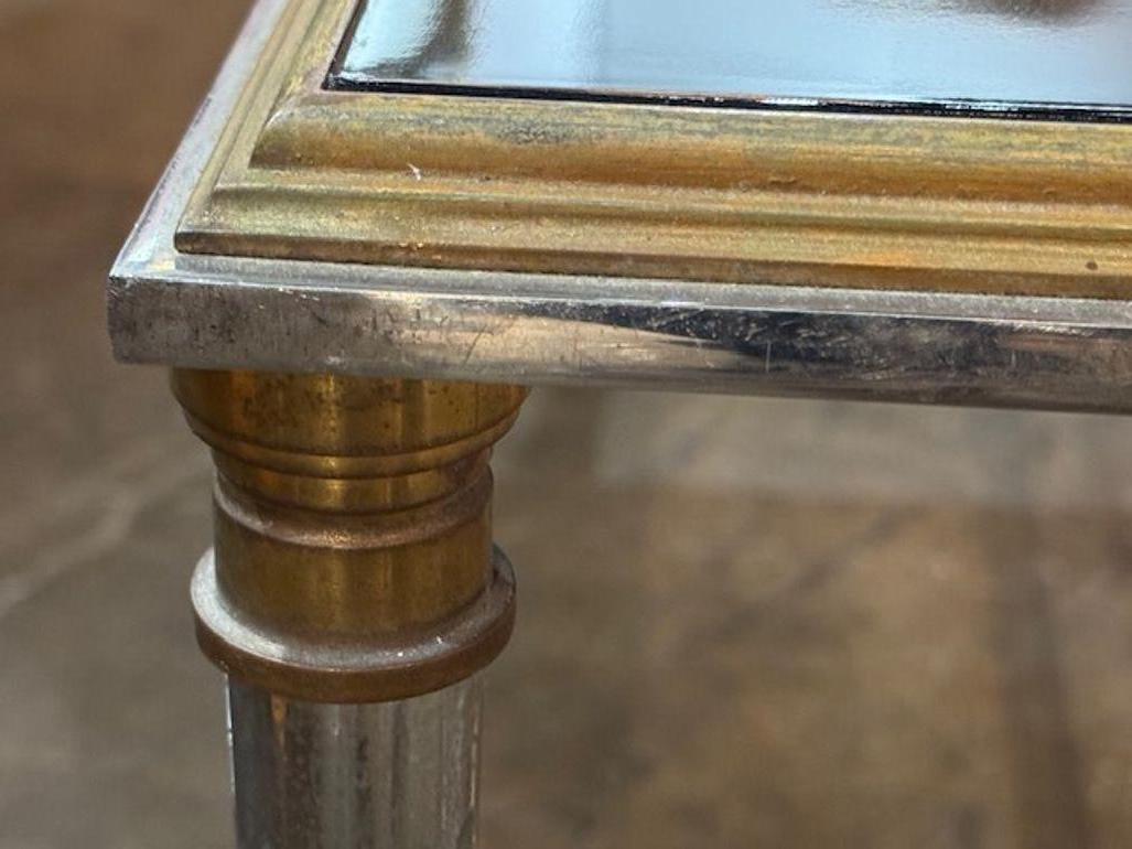 Mesa baja francesa vintage Maison Jansen de acero, latón y cristal negro Latón en venta