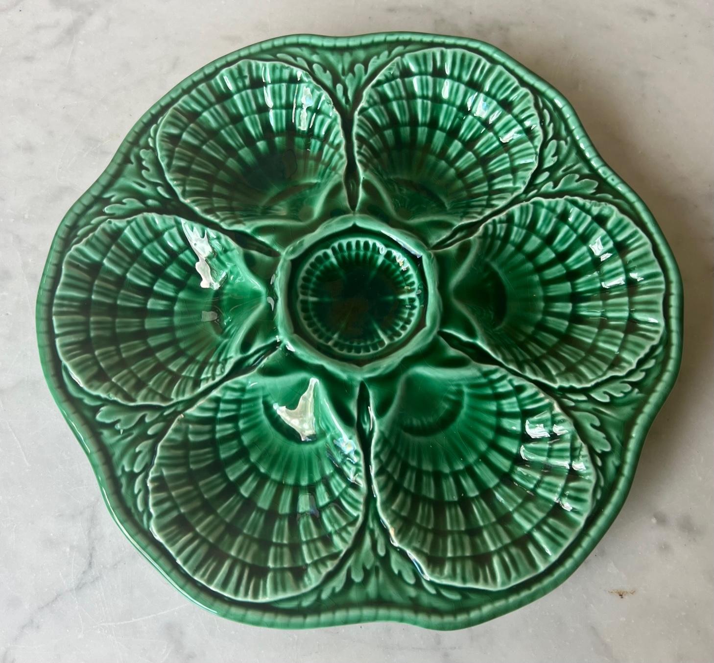 Vintage French Majolica Oyster Plate by Sarreguemines For Sale 3
