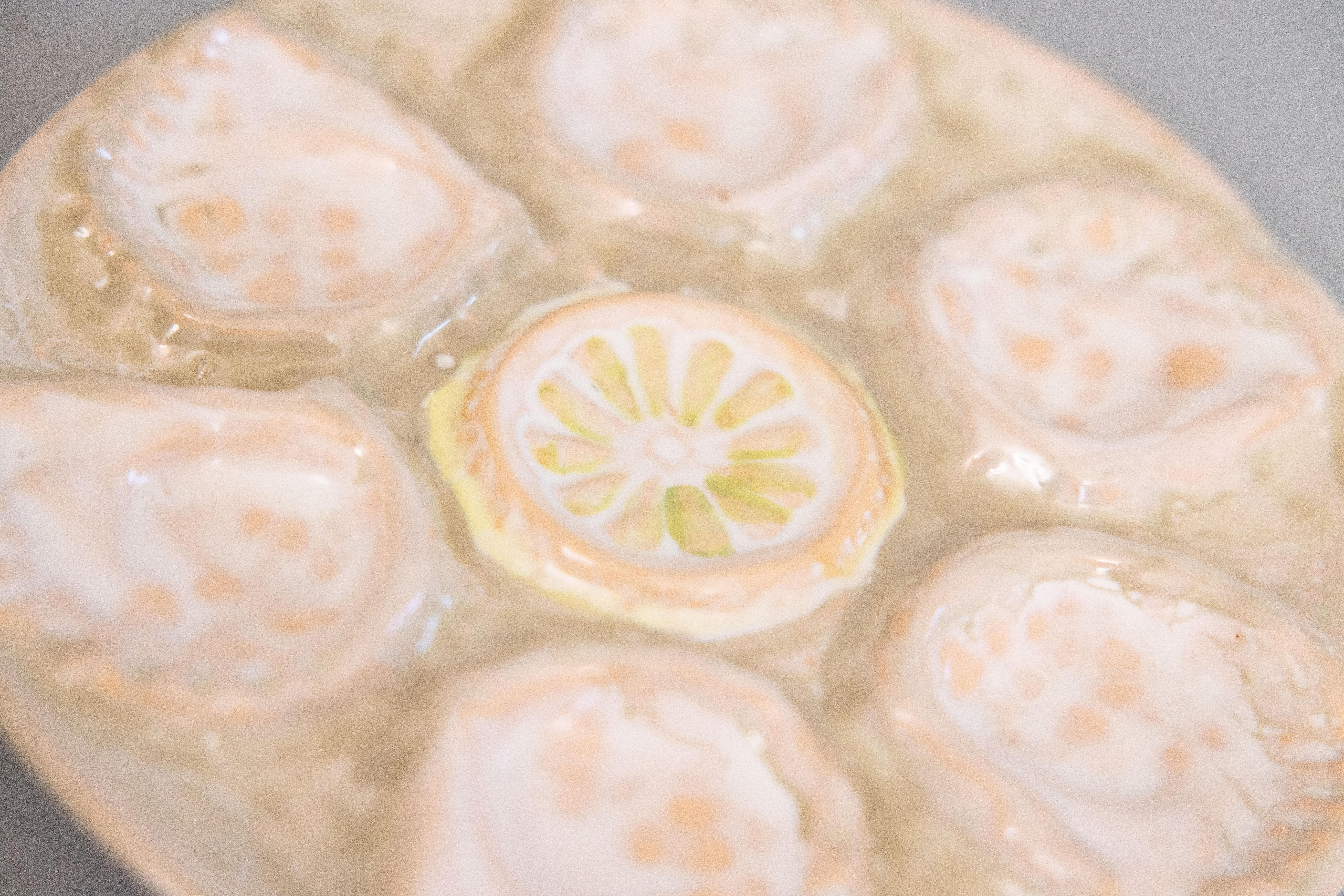 Smaltato Piatto da ostrica in maiolica francese d'epoca