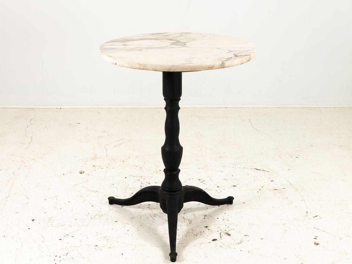 Vintage French Marble Topped Bistro Table with Iron Base In Good Condition In South Salem, NY