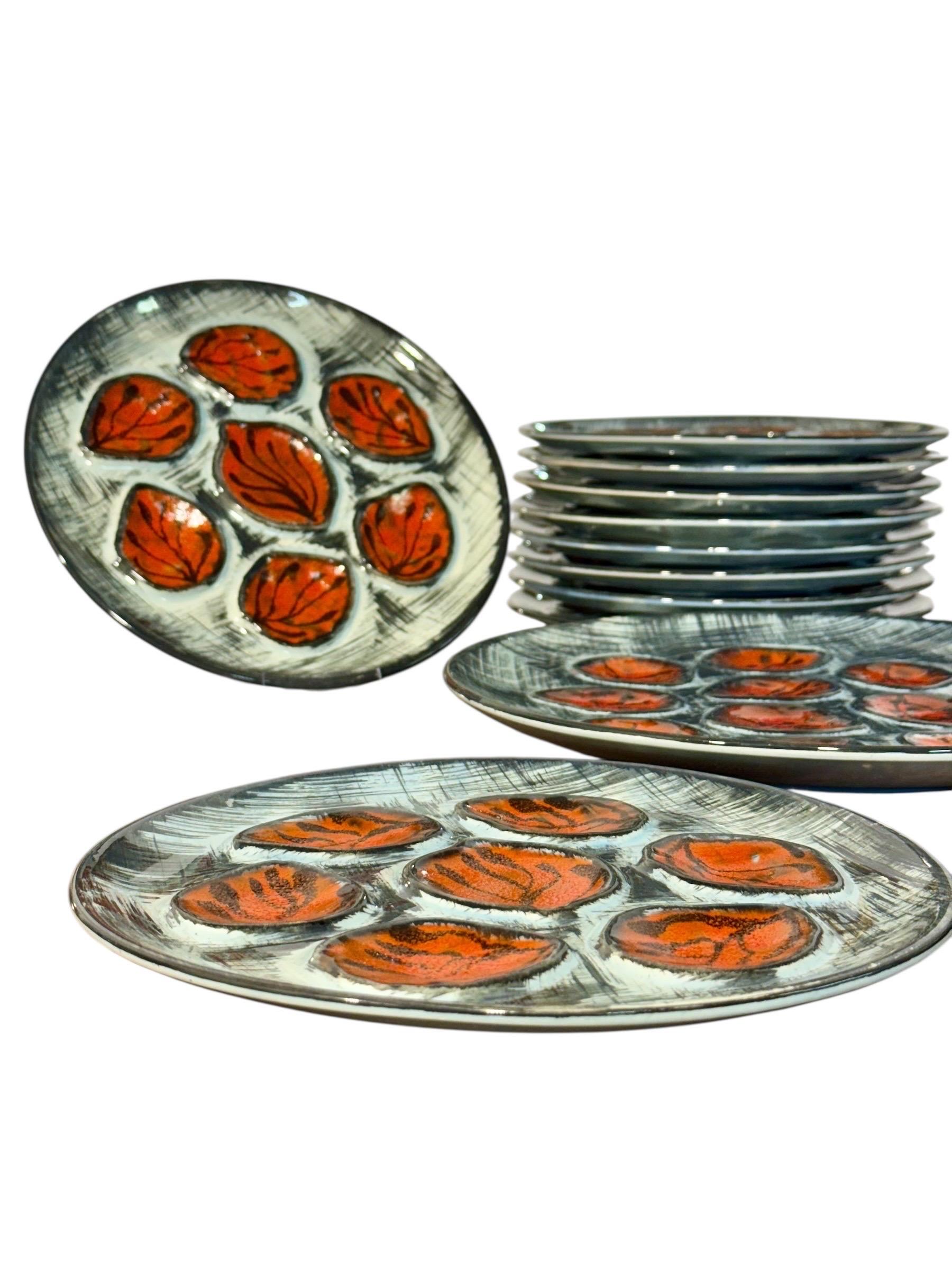 Vintage French M.B.F.A. Pornic Oyster Service, 12 Plates & Platter For Sale 5