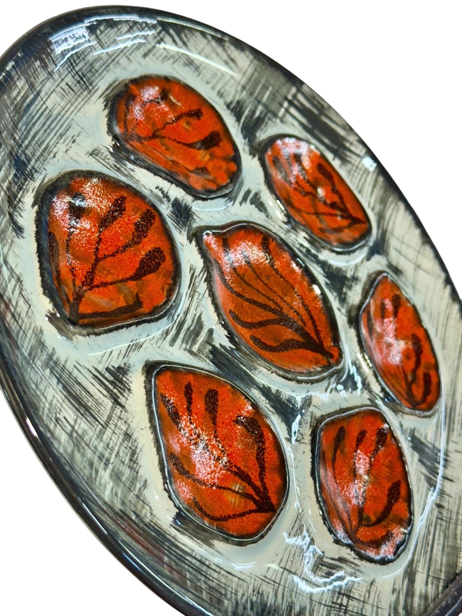 Vintage French M.B.F.A. Pornic Oyster Service, 12 Plates & Platter For Sale 7