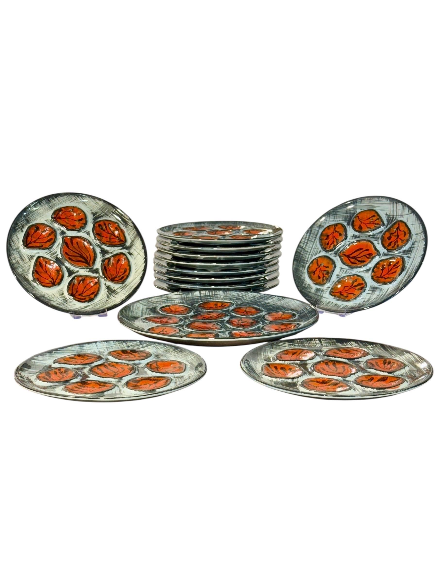 Vintage French M.B.F.A. Pornic Oyster Service, 12 Plates & Platter For Sale 2